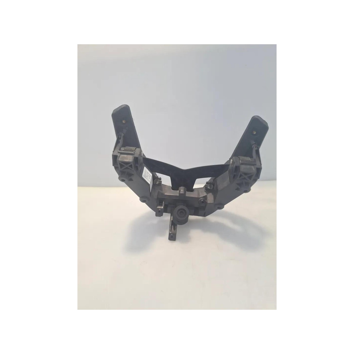 Supporto parabrezza - Bmw C 650 GT (133) (E3) (12-15)