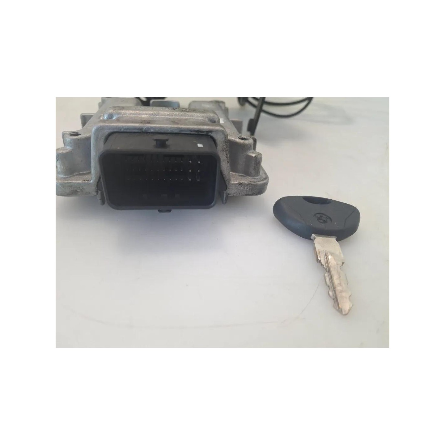 Commutatore avviamento e bloccasterzo - Bmw C 650 GT (133) (E3) (12-15)