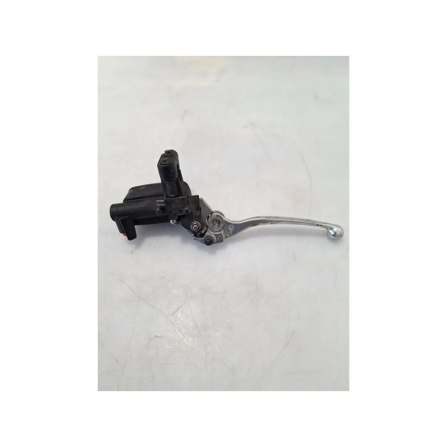 Pompa con serbatoio liquido freni ant. - Kymco Xciting 250i (E3)