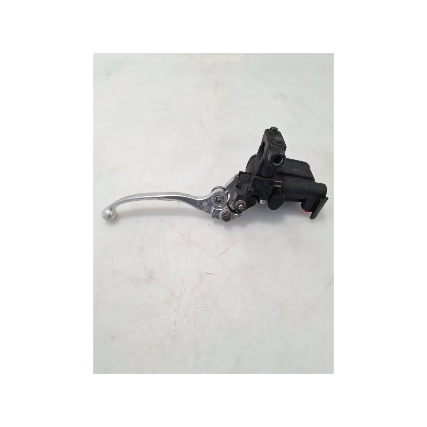 Pompa con serbatoio liquido freni post. - Kymco Xciting 250i (E3)
