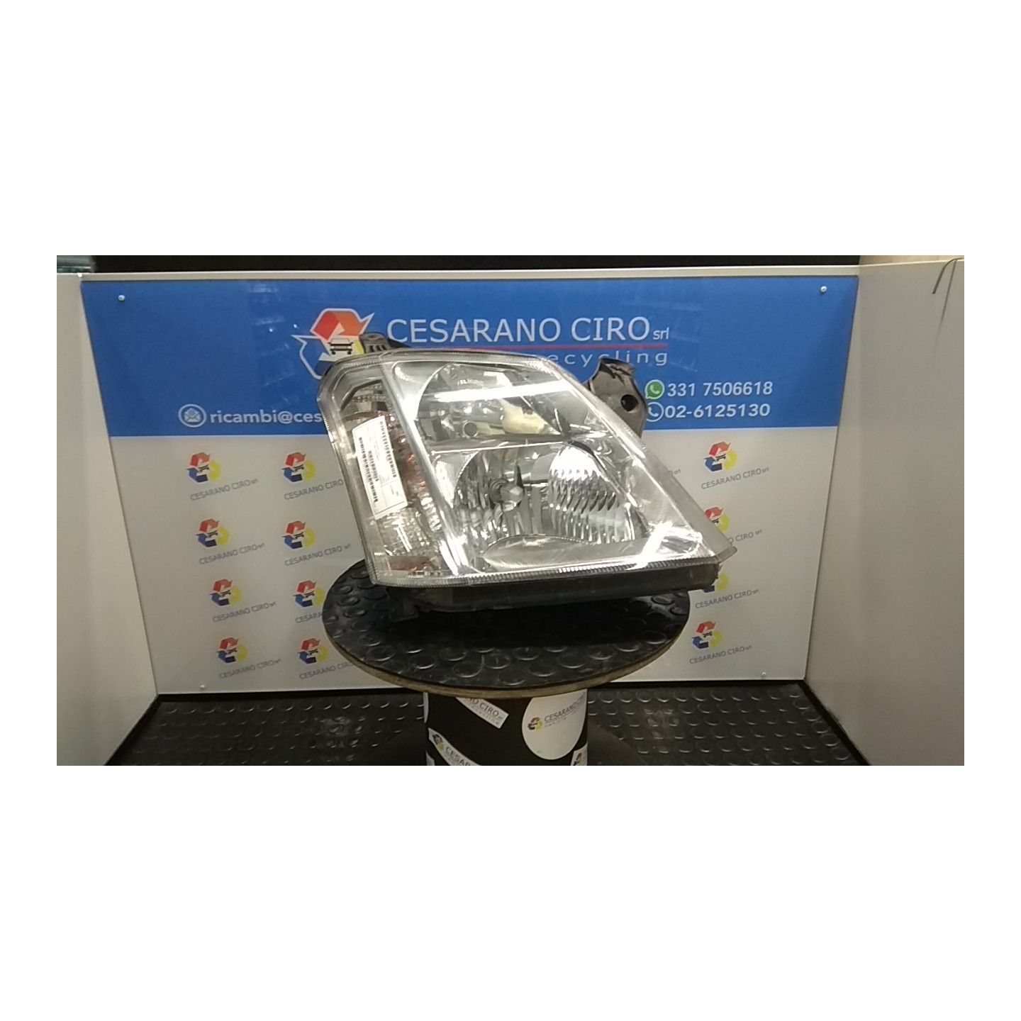 PROIETTORE DX. 056 OPEL MERIVA (X03) (03/03-12/10) Z17DTH 93175365