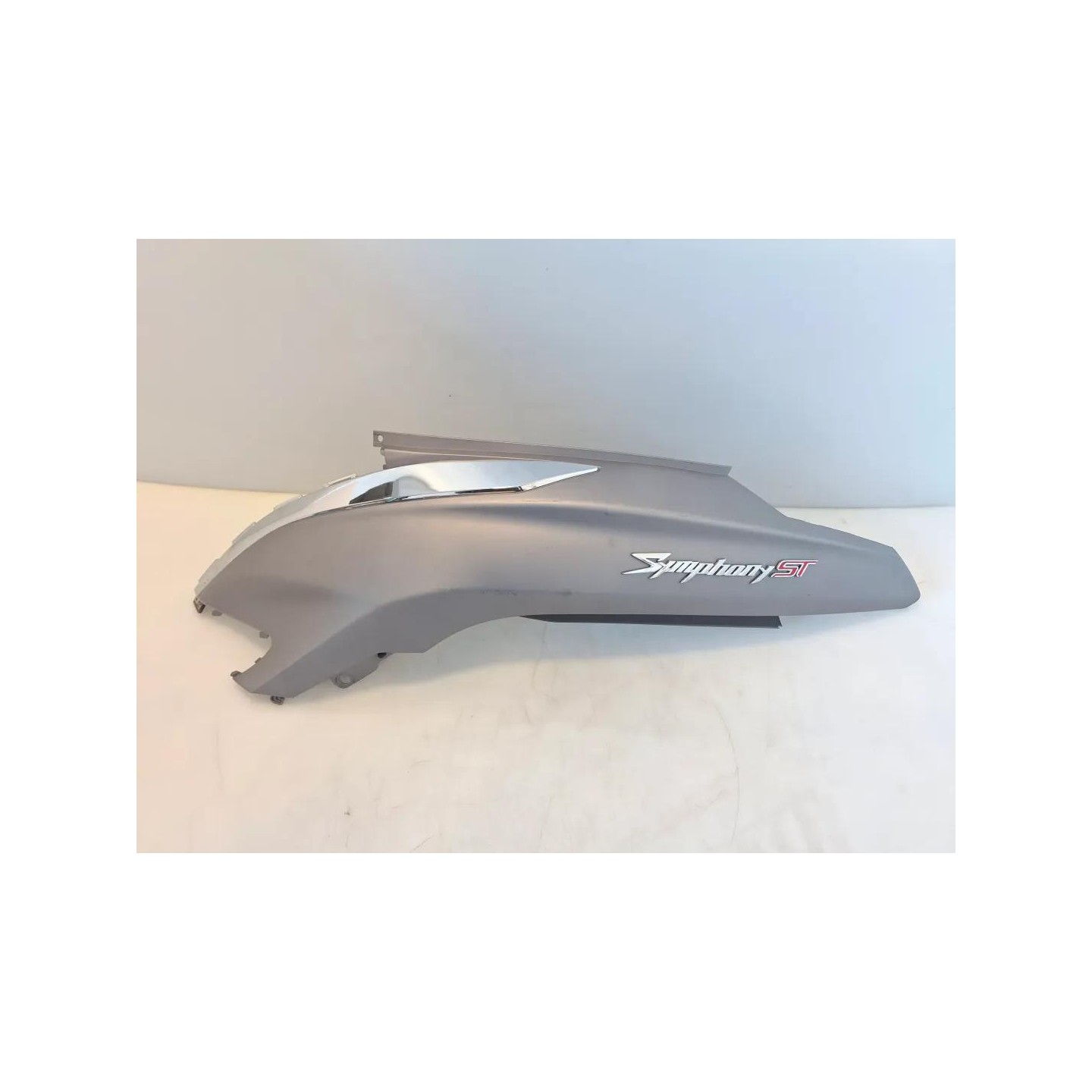 Codone sx. grigio chiaro opaco gy010u - Sym Symphony 125 (E5+)
