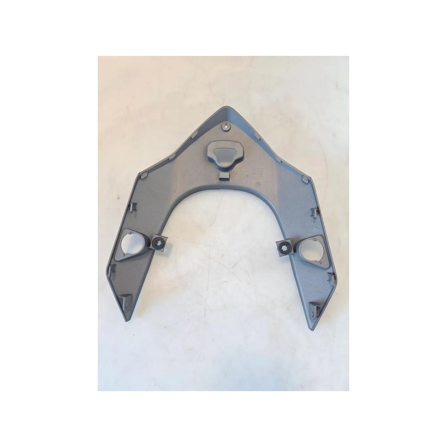 Cornice fanale post. grigio chiaro opaco gy010u - Sym Symphony 125 (E5+)