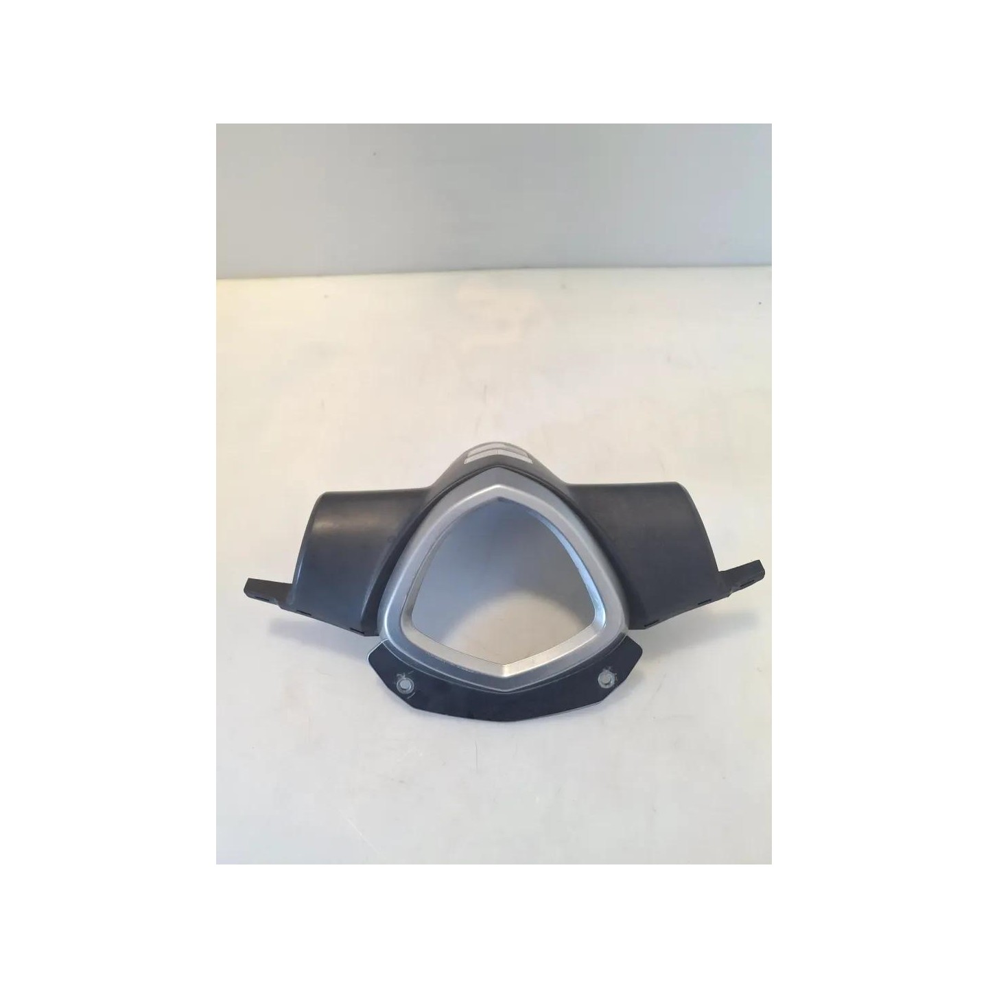 Copertura post. morsetti manubrio - Kymco Agility 125 R16+ (E5)