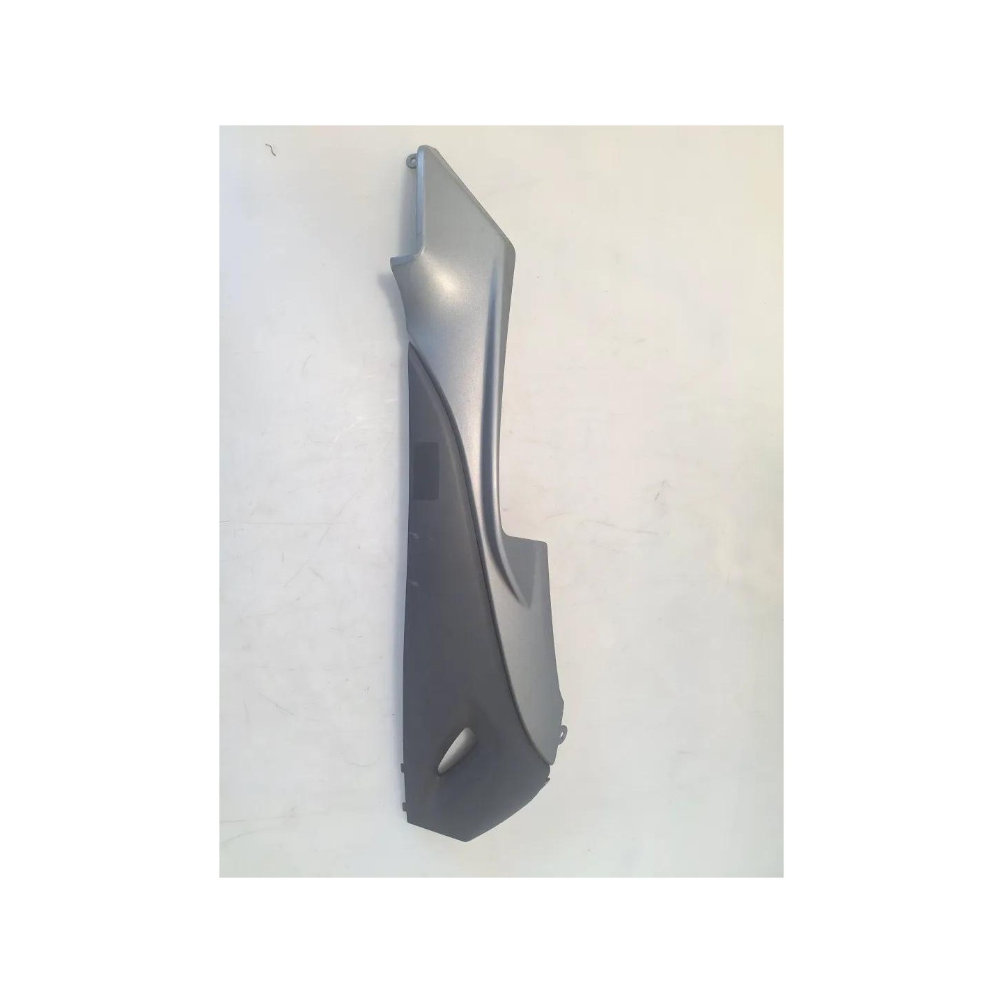 Carenatura fianco post. inf. dx. antracite - Kymco Agility 125 R16+ (E5)