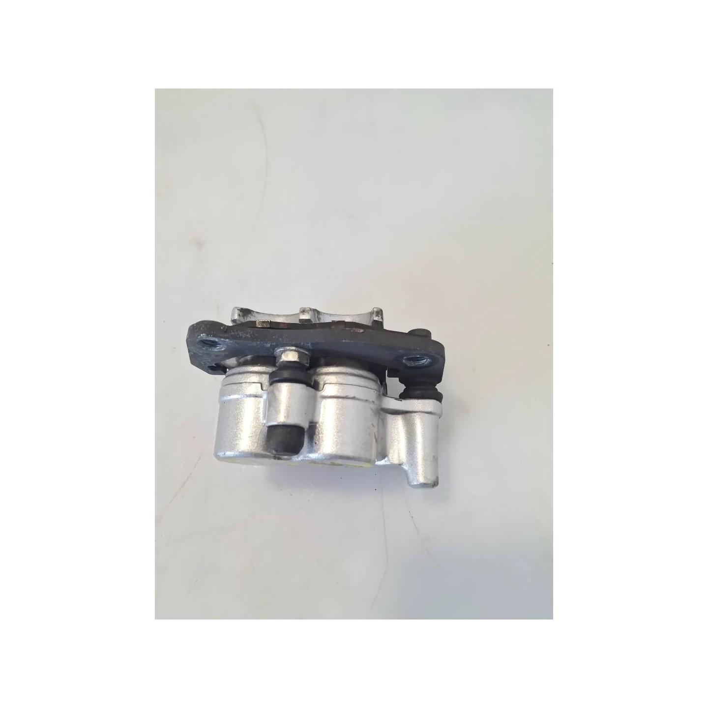 Pinza freno ant. compl. sx. 01/13 - Suzuki AN Burgman 400 (E3)