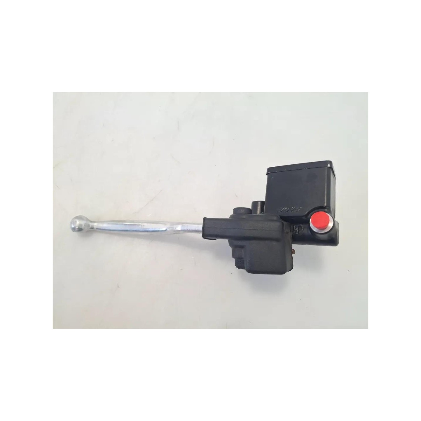 Pompa con serbatoio liquido freni ant. - Suzuki AN Burgman 400 (E3)