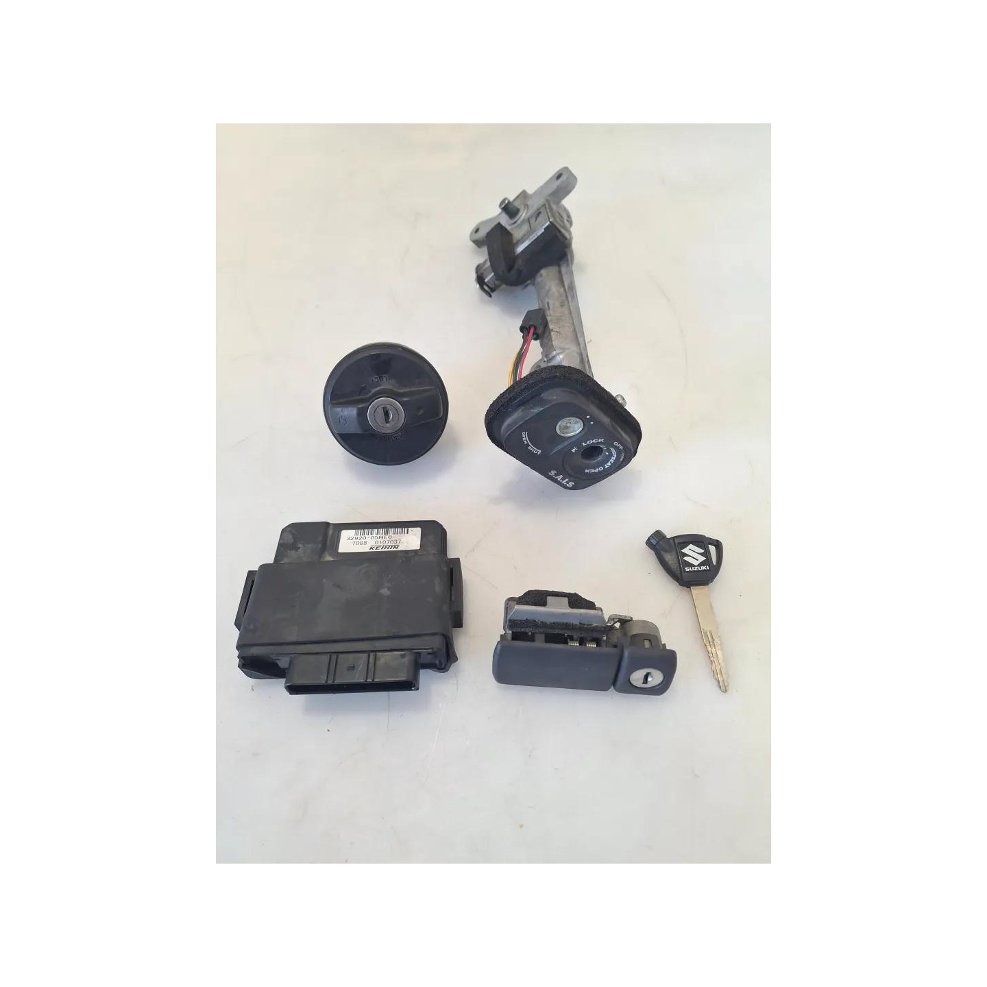 Commutatore avviamento e bloccasterzo 01/12 - Suzuki AN Burgman 400 (E3)