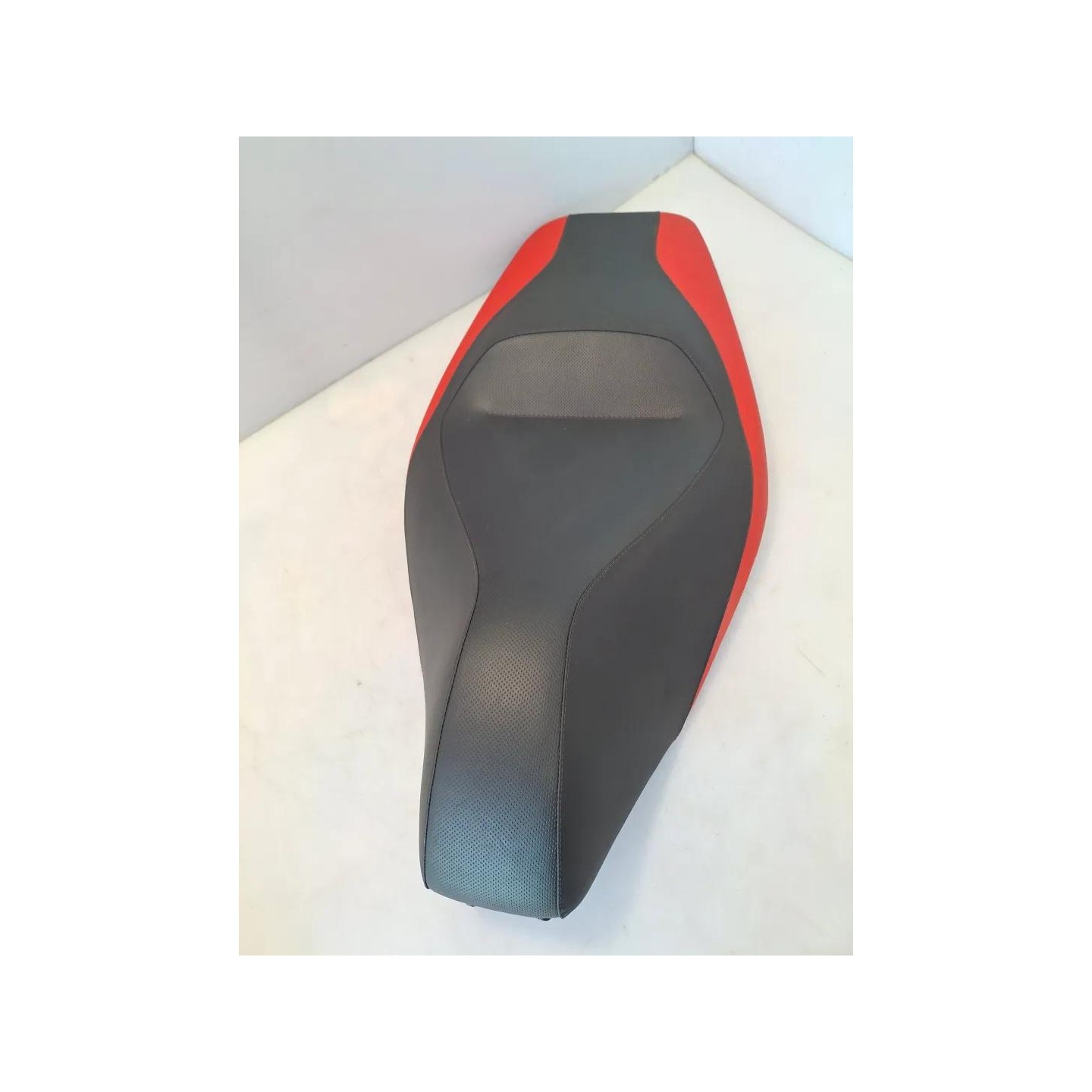 Sella - Aprilia SR Max