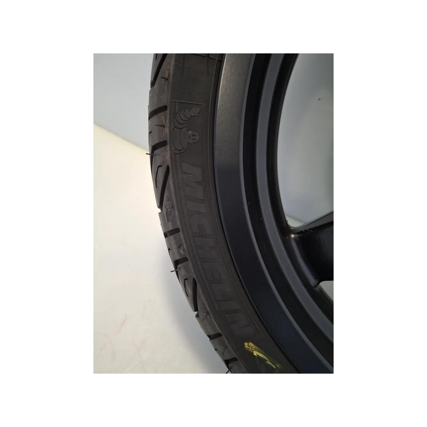 Ruota/cerchio ant. con cuscinetti - Aprilia SR Max