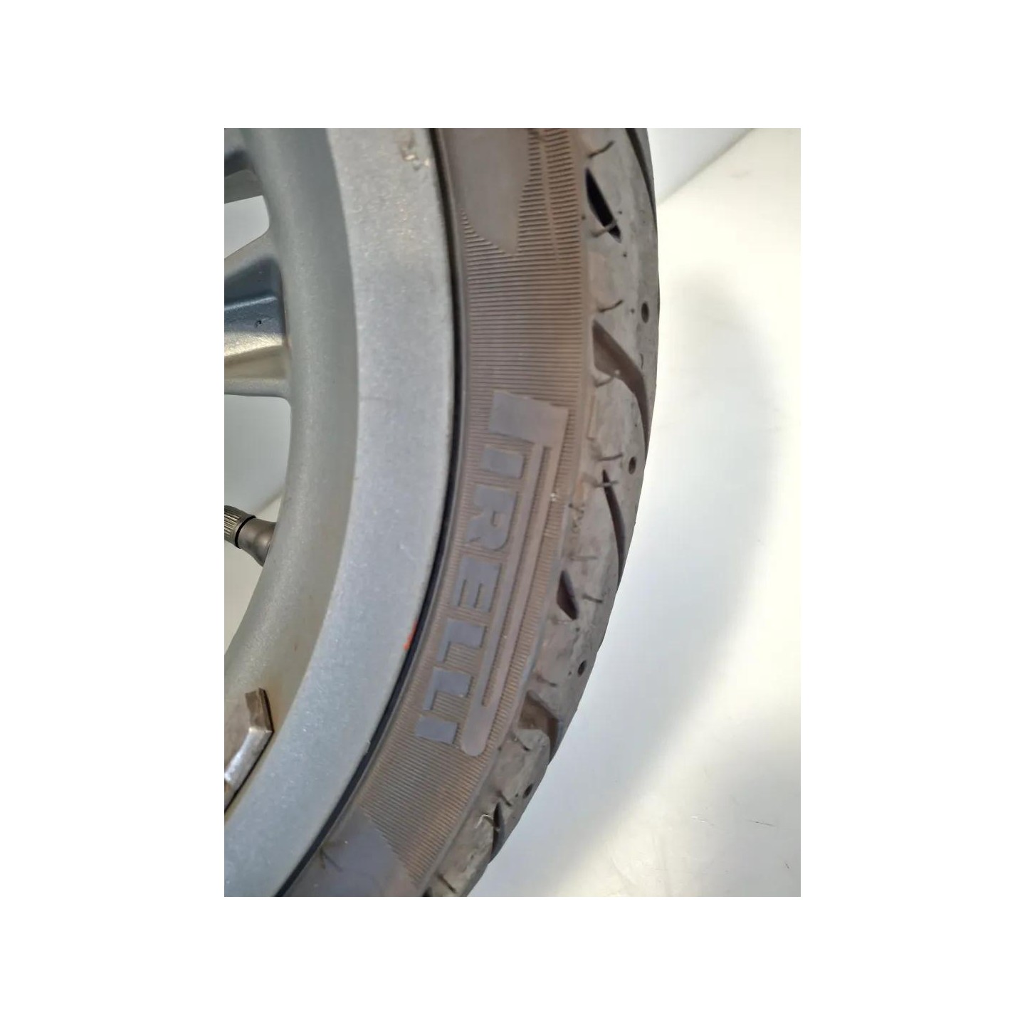 Ruota ant. sx. - Piaggio Mp3 Yourban