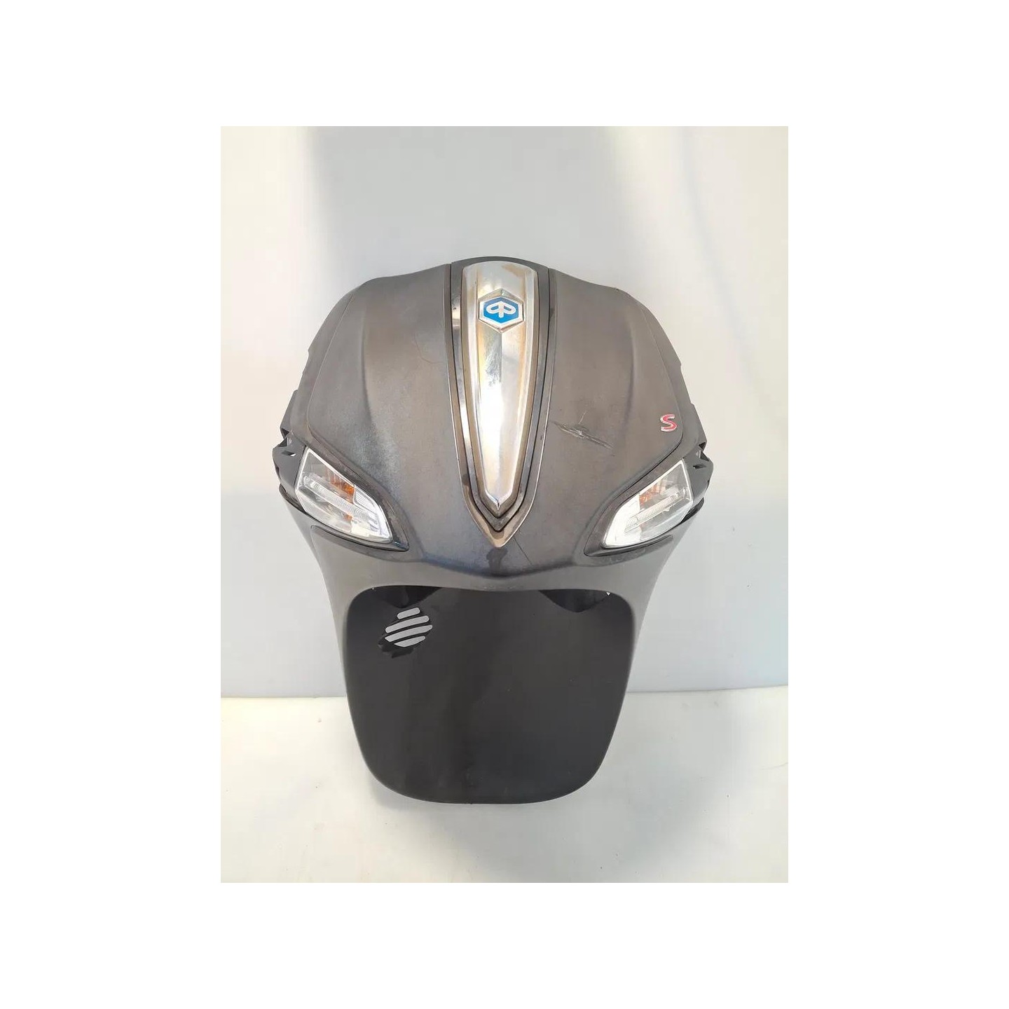 Carenatura ant. nero 85/C sport - Piaggio Liberty 125 3V i.e. (E4)