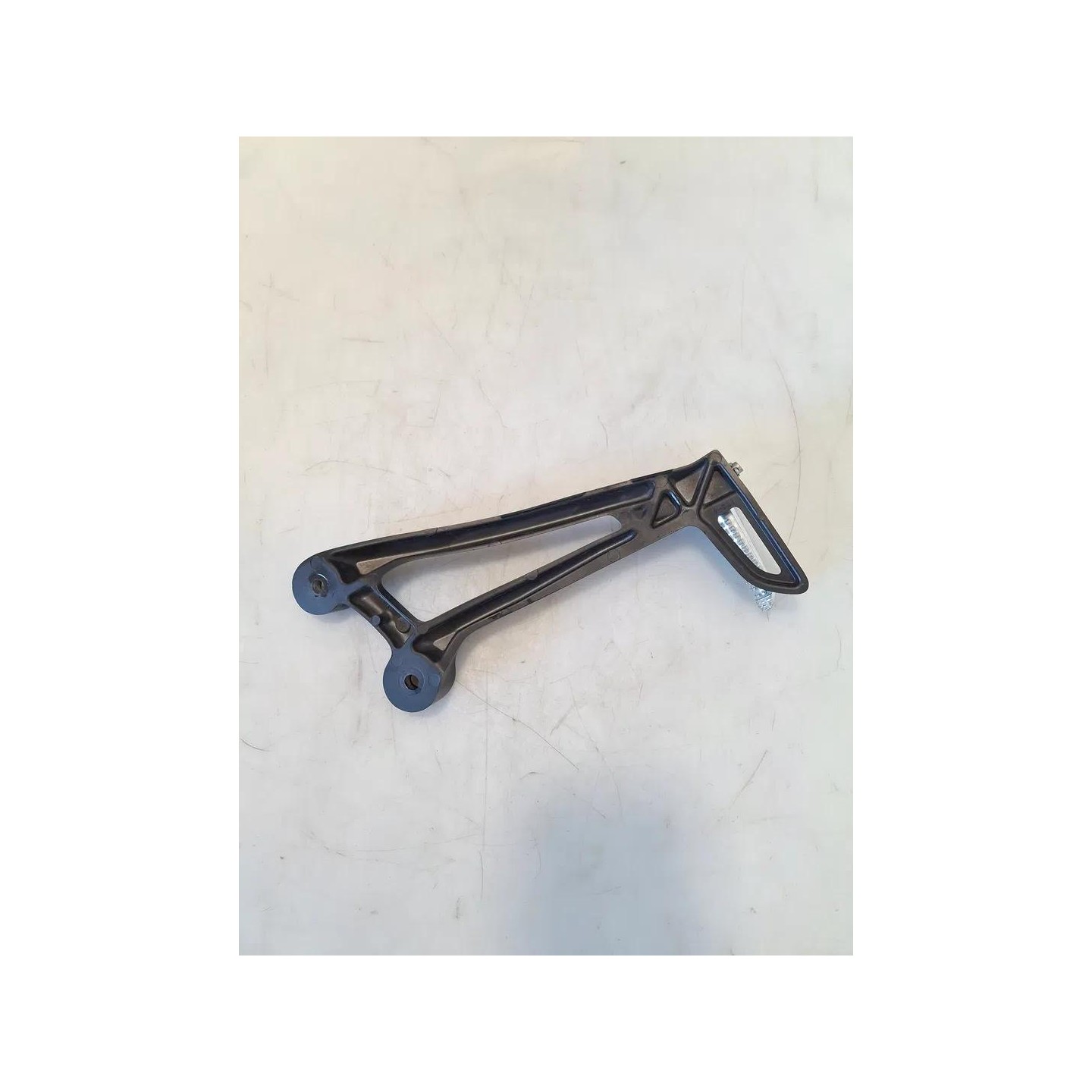 Supporto pedana appoggiapiede post. sx. - Yamaha MT-07 (E5)