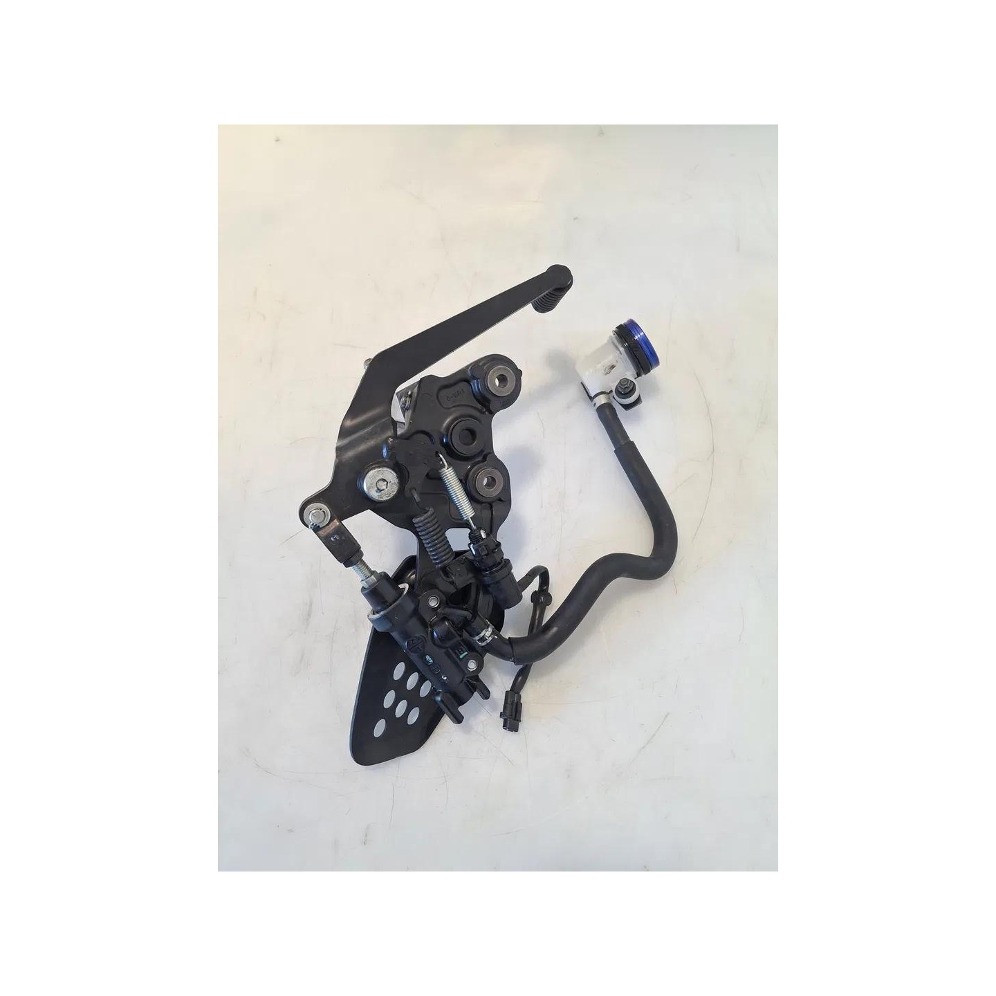 Supporto pedana appoggiapiede ant. dx. - Yamaha MT-07 (E5)
