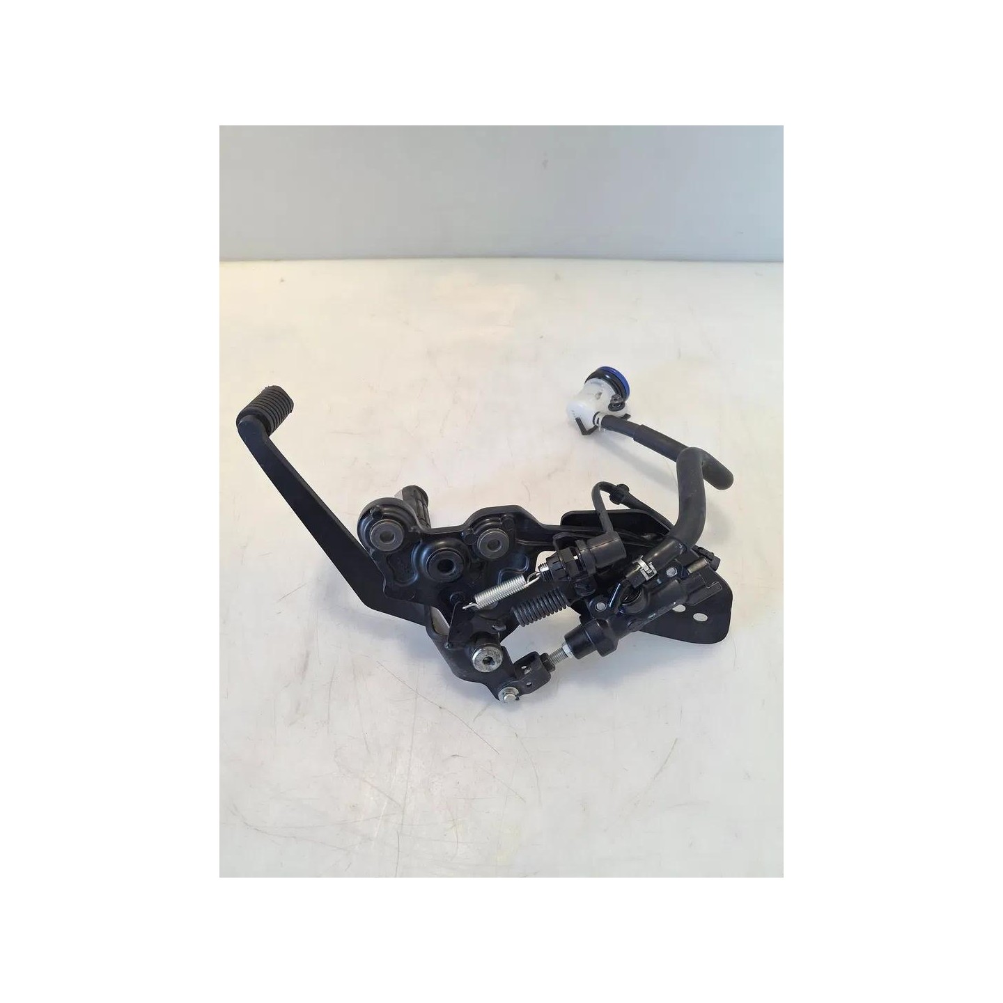 Supporto pedana appoggiapiede ant. dx. - Yamaha MT-07 (E5)