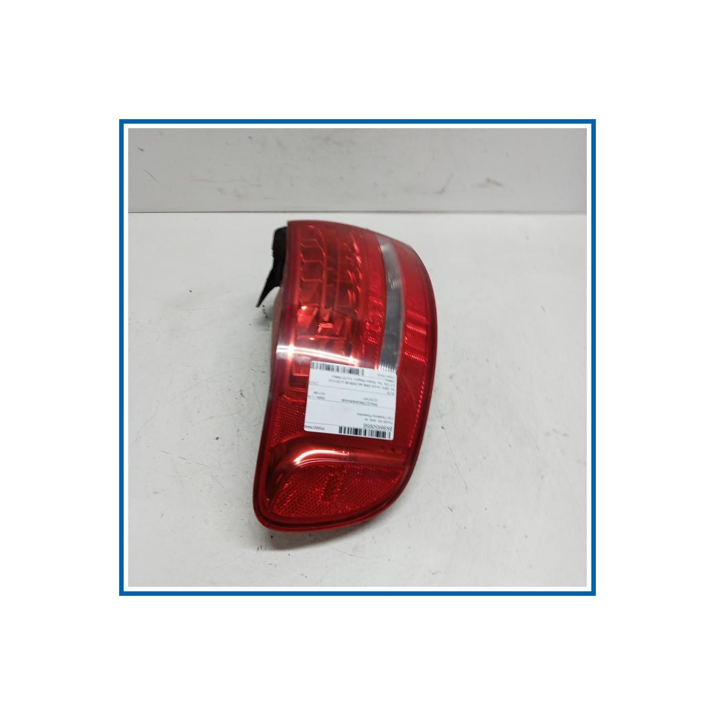 Fanaleria AUDI A4 8K5 Avant