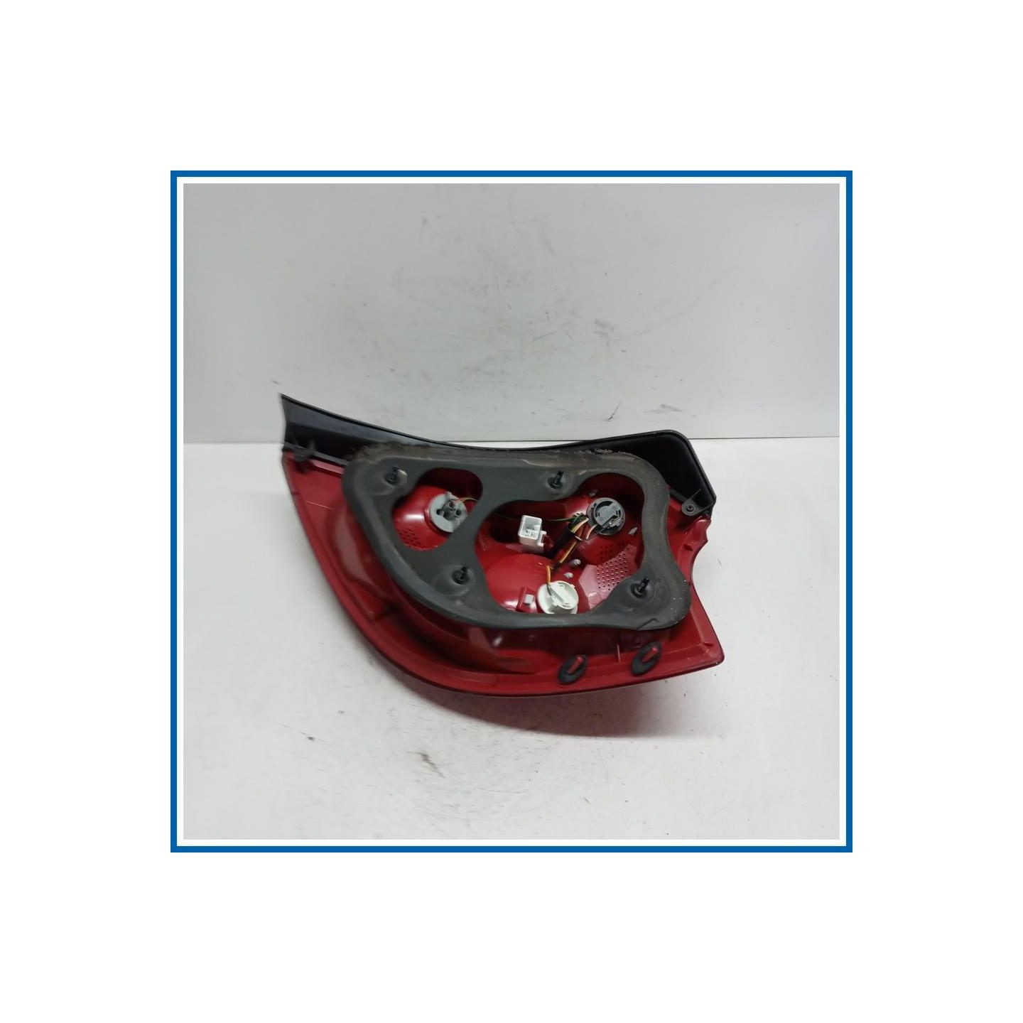 Fanaleria KIA Ceed I