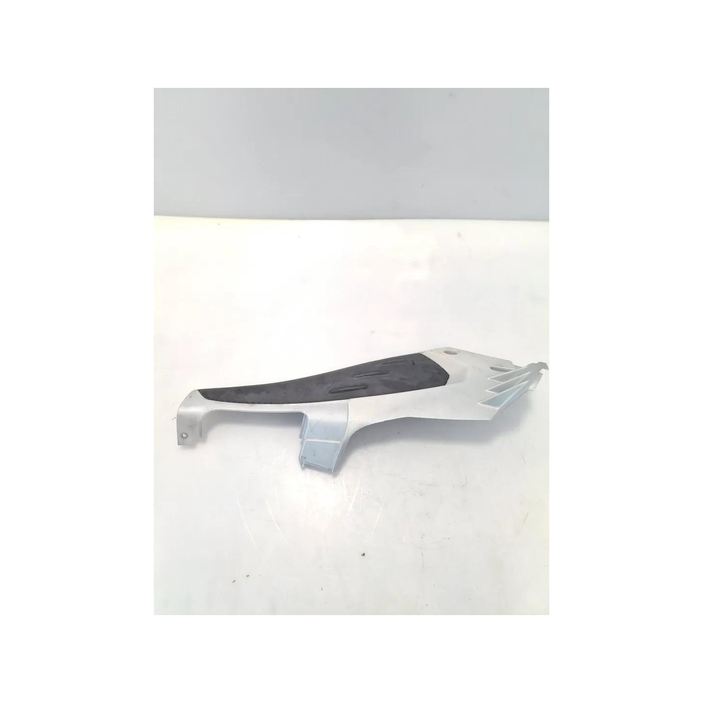 Carenatura tunnel cent. dx. grigio - Aprilia SR 50 (00-04)