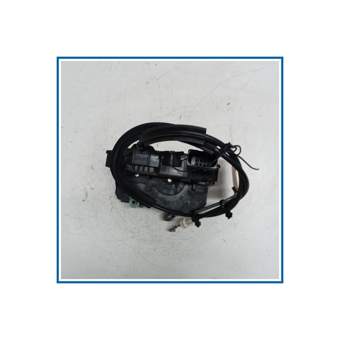 Serrature interne FIAT Punto III 1.3 Multijet 199B1000 70Kw Berlina, 3 p. 2011-10 - 2018-08 52065093