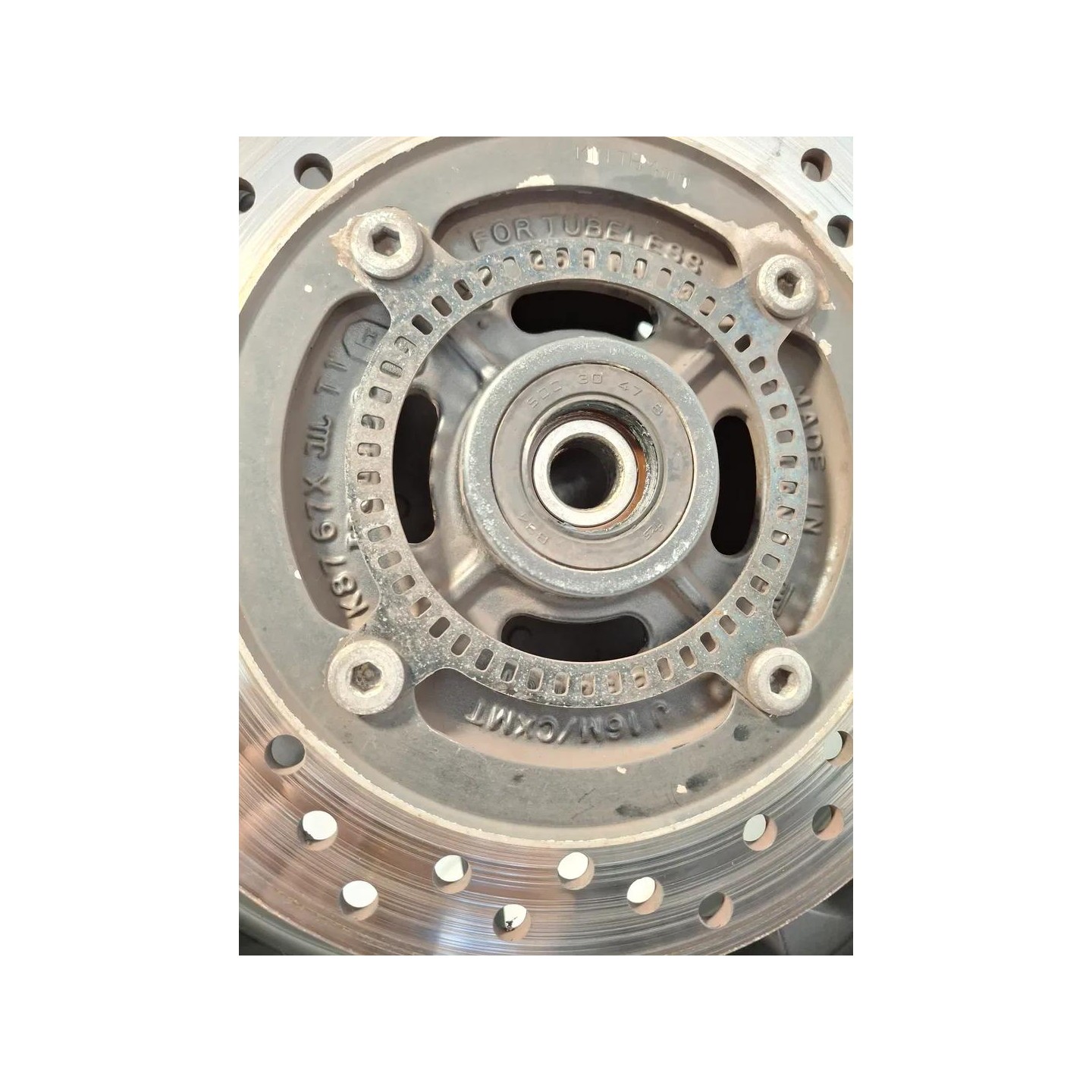 Ruota/cerchio posteriore con cuscinetti Honda CMX 500 Rebel (E4)