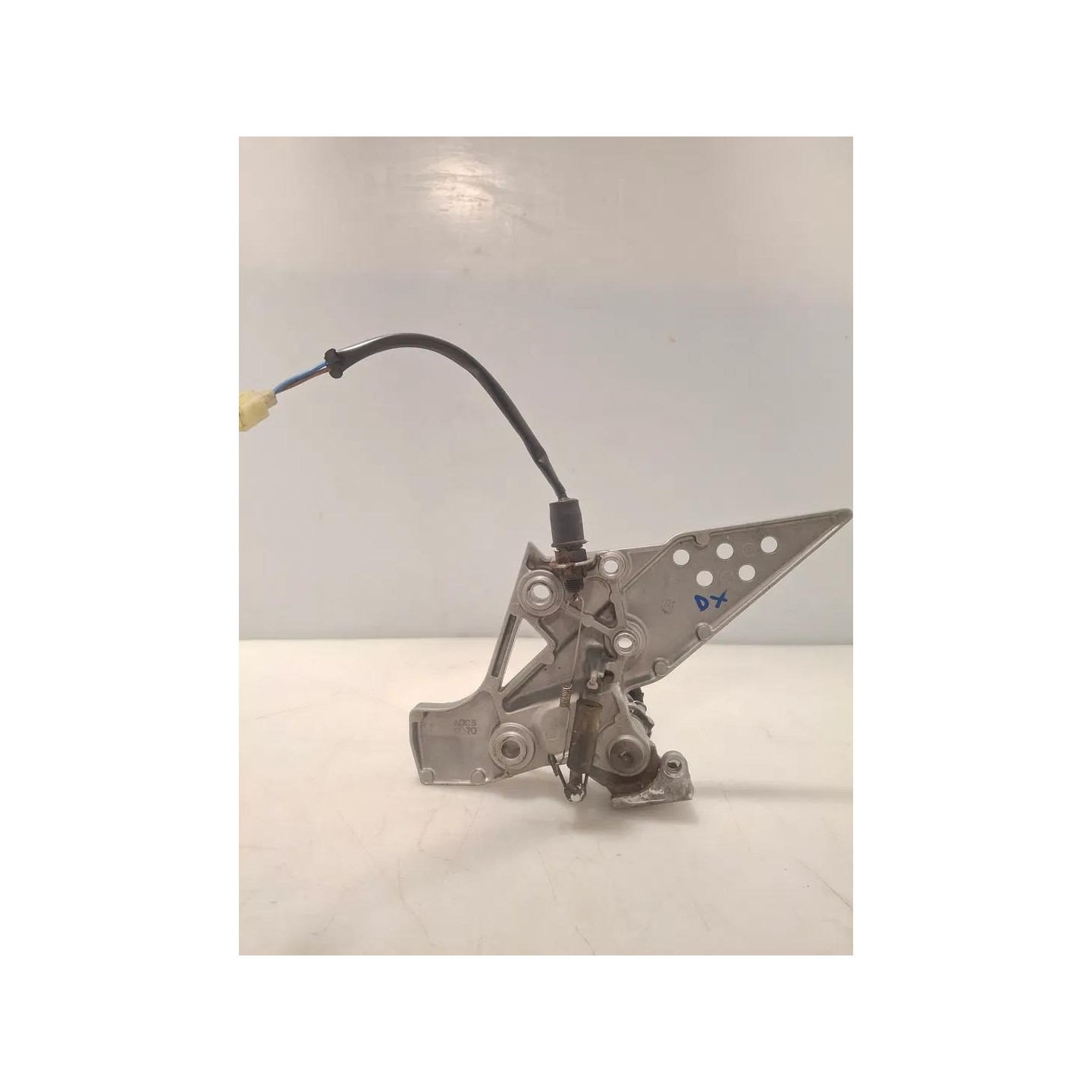 Supporto pedana appoggiapiede anteriore dx Kawasaki Z 750 S
