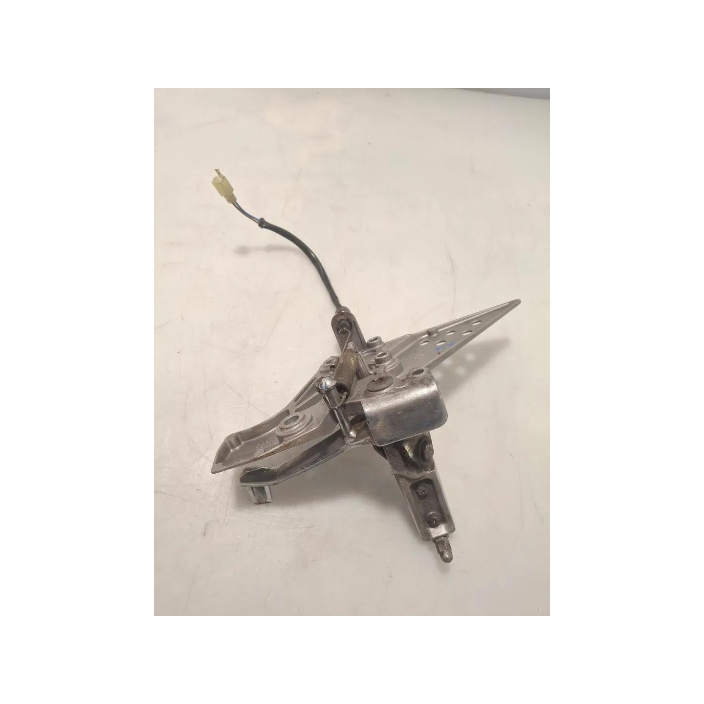 Supporto pedana appoggiapiede anteriore dx Kawasaki Z 750 S