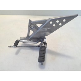 Supporto pedana appoggiapiede anteriore sx Kawasaki Z 750 S