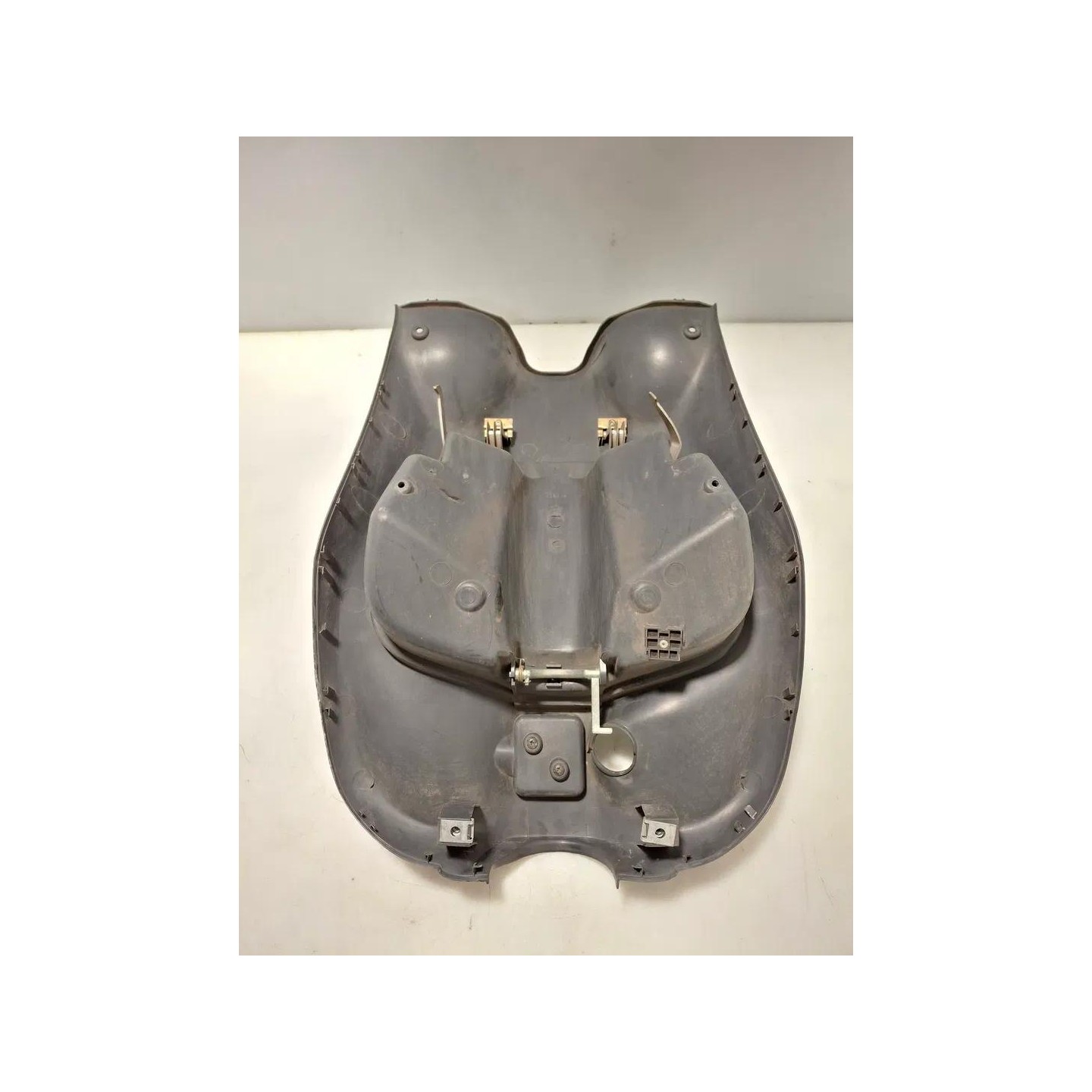 Carenatura anteriore parte int./bauletto grigio Piaggio Liberty 125 (E1) (98-03)
