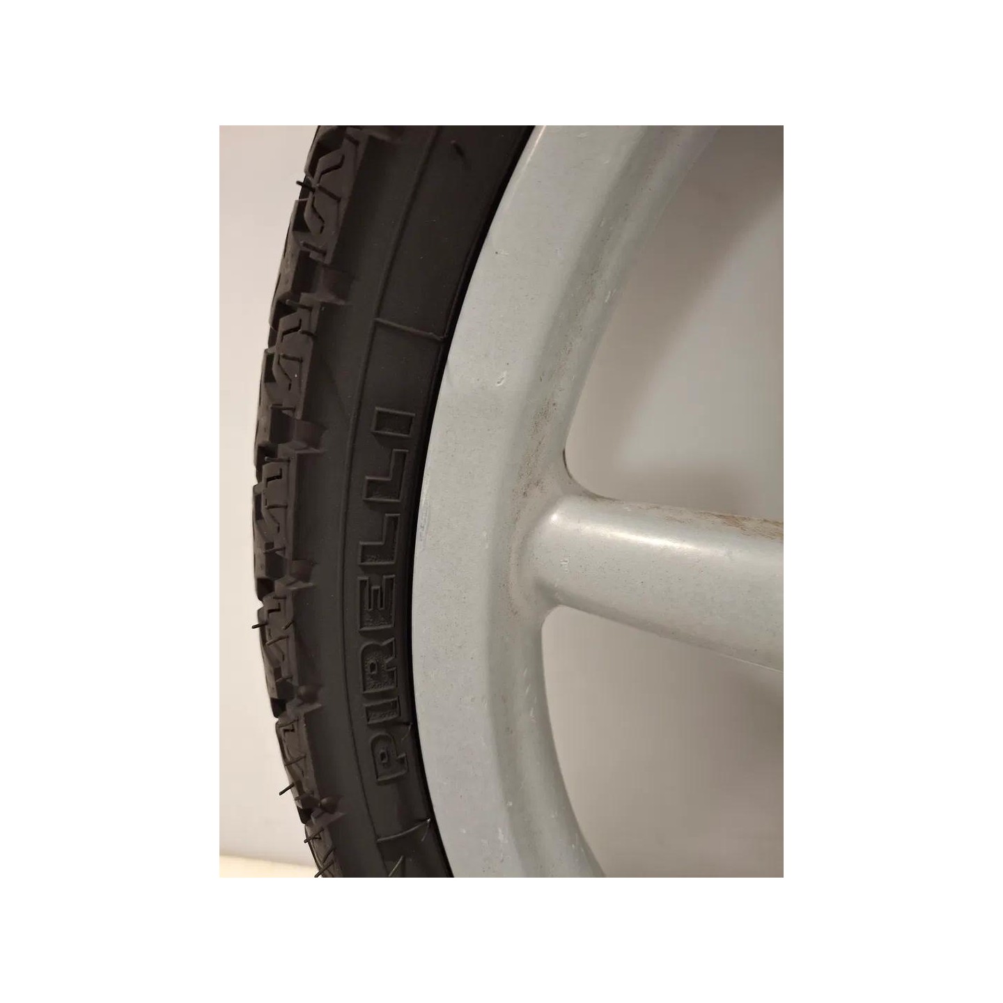 Ruota/cerchio anteriore con cuscinetti Piaggio Liberty 125 (E1) (98-03)