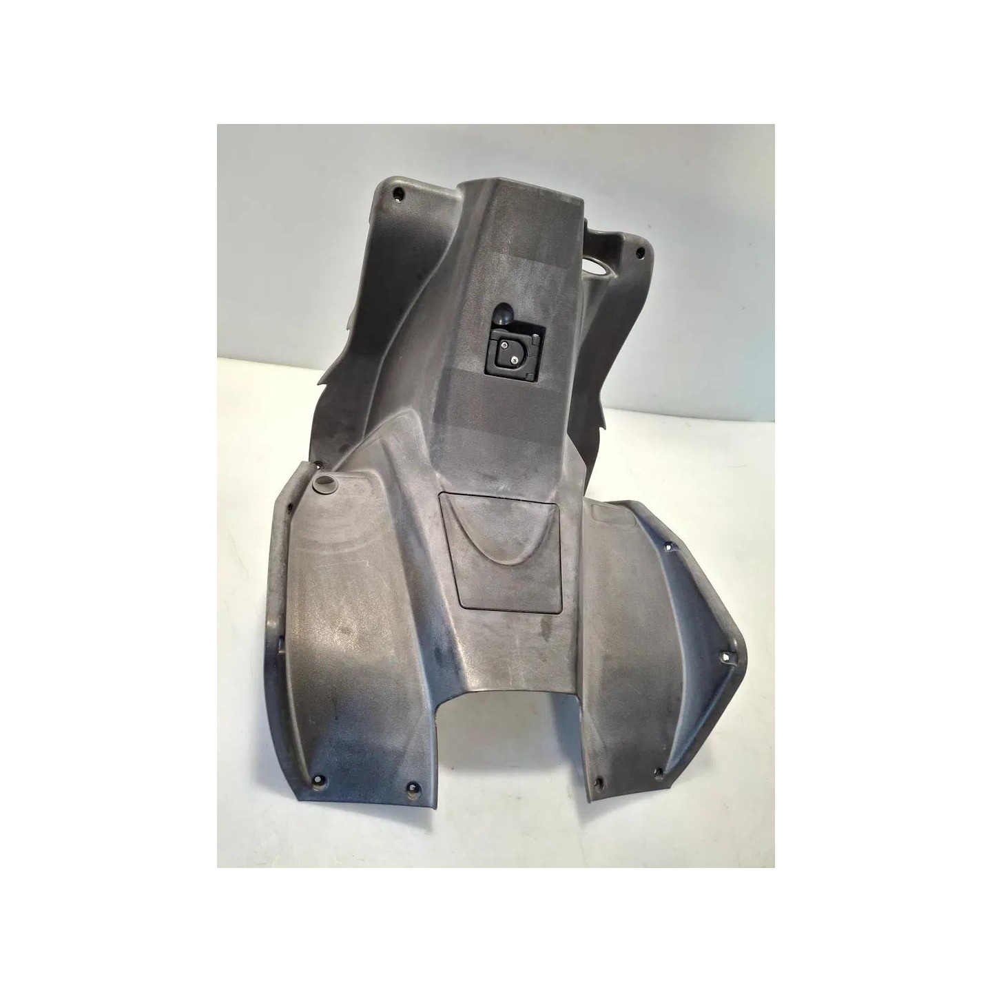 Carenatura anteriore parte int./bauletto Aprilia SR 50 (E2) (04-18)