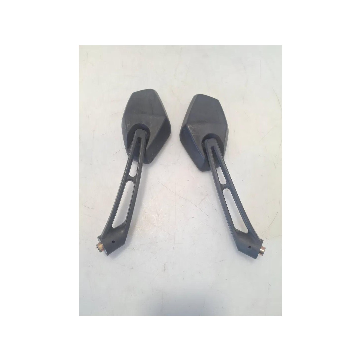 Specchietto lat. dx Aprilia SR 50 (E2) (04-18)