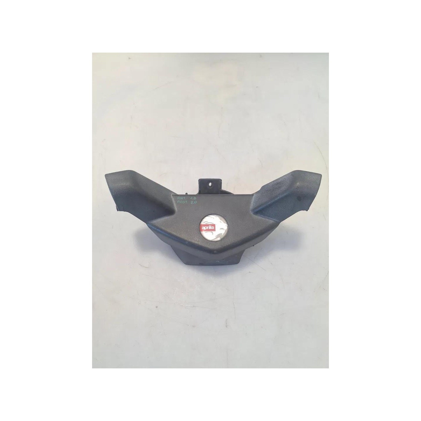 Copertura posteriore morsetti manubrio Aprilia SR 50 (E2) (04-18)