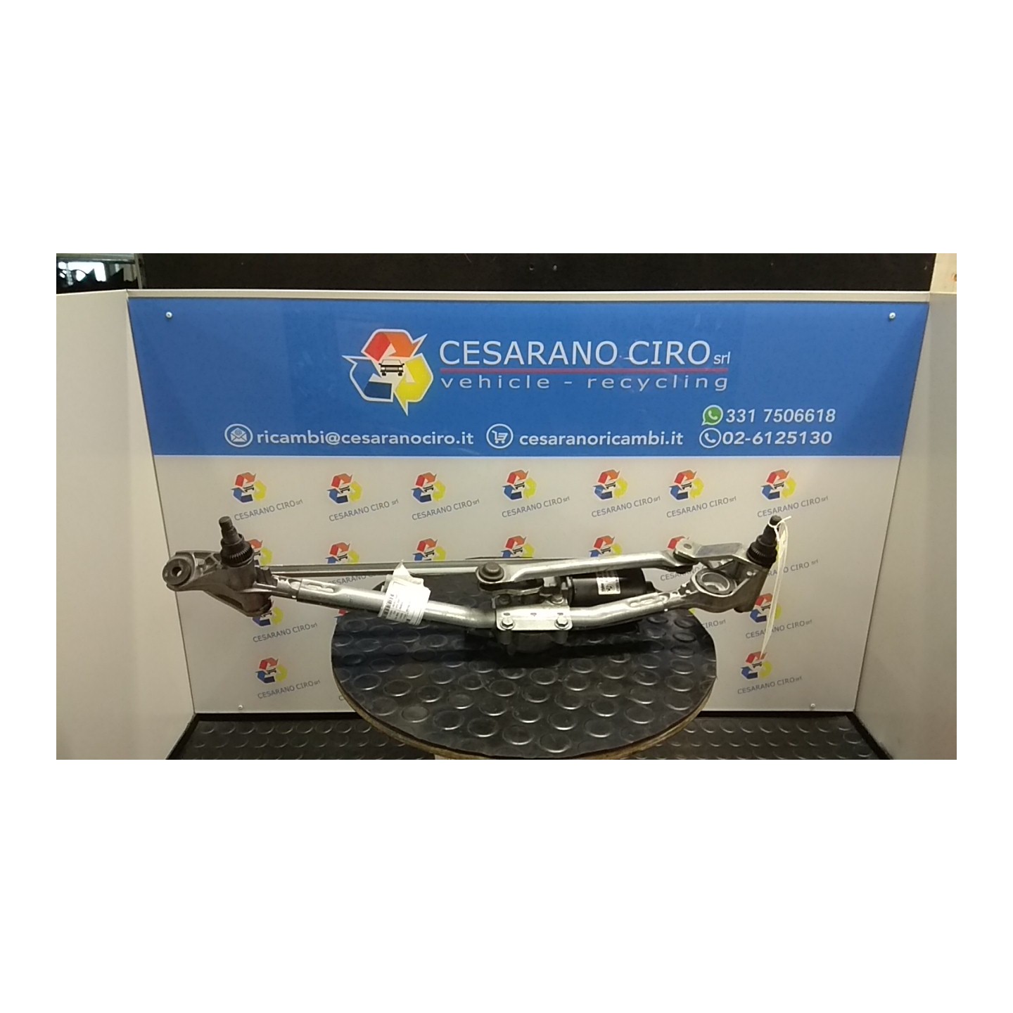 MECCANISMO TERGIPARABREZZA CON MOTORINO 018 BMW SERIE 3 (E90/E91) (02/05-12/11 204D4 61617161711