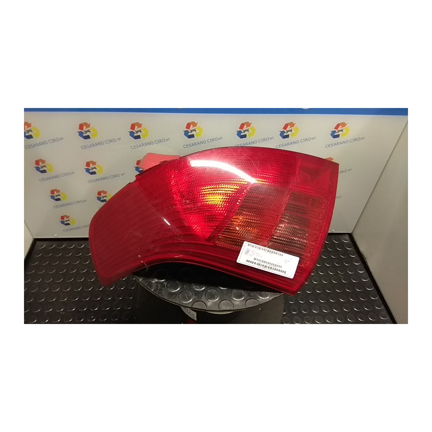 FANALE POST. SX. 020 SUZUKI SWIFT (04/05-02/11) M13A 3567062J00000