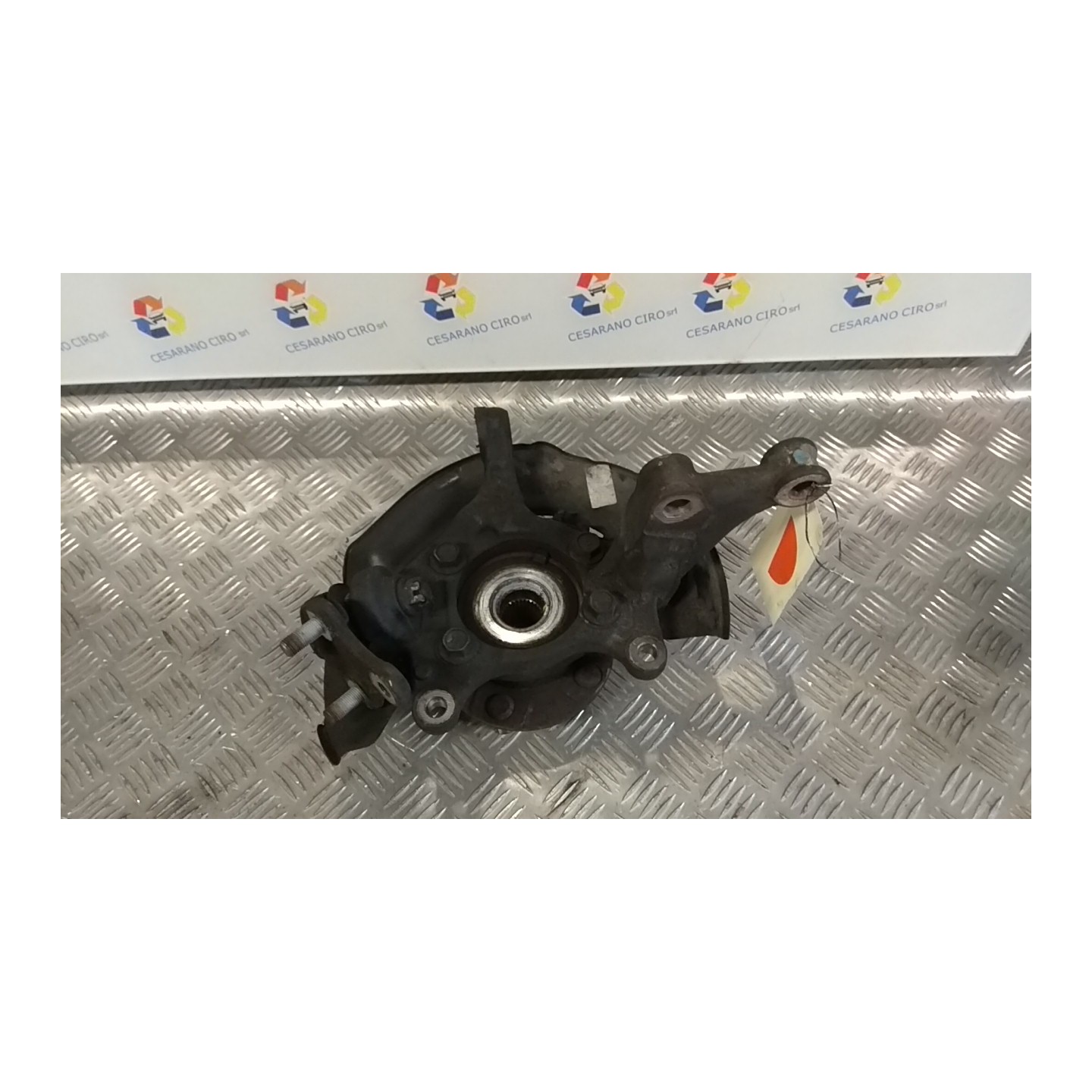 MONTANTE ANT. SX. 055 TOYOTA VERSO (05/09-03/13) 1ADFTV 611320F020