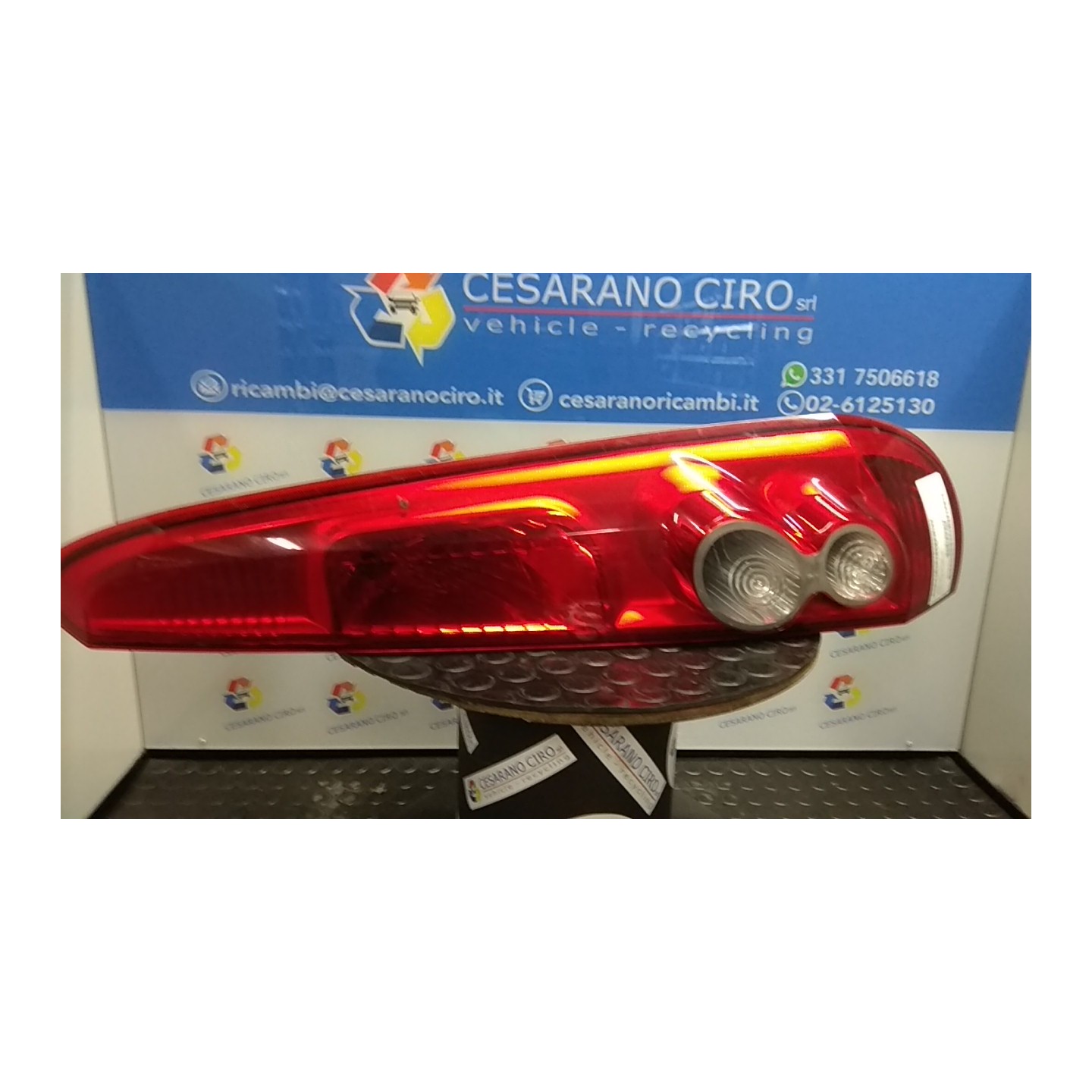 FANALE POST. DX. 034 FORD FIESTA (CBK) (12/05-12/08) FUJA 1437625