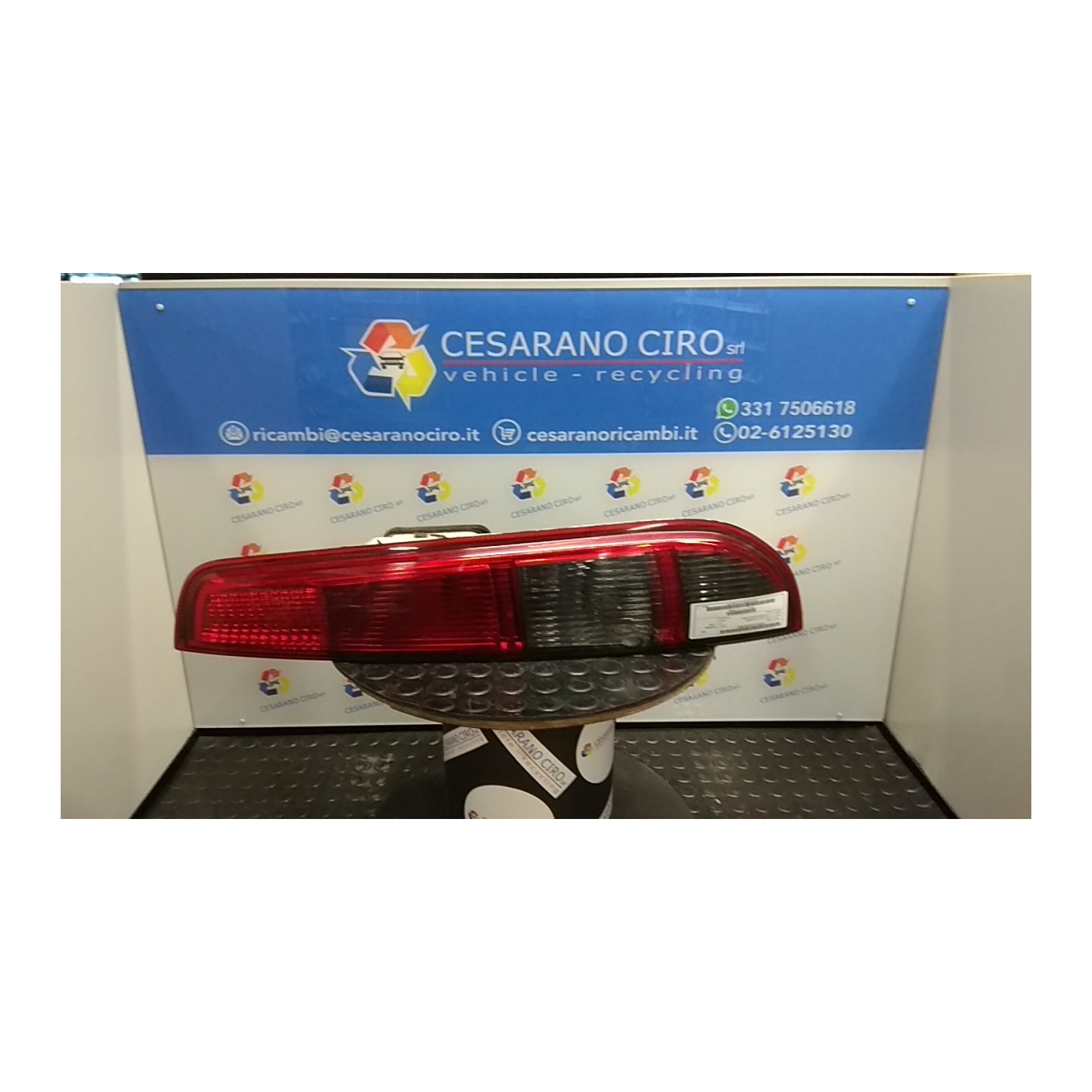 FANALE POST. DX. 041 FORD FOCUS (CAP) (11/04-06/08) HHDA 1420466