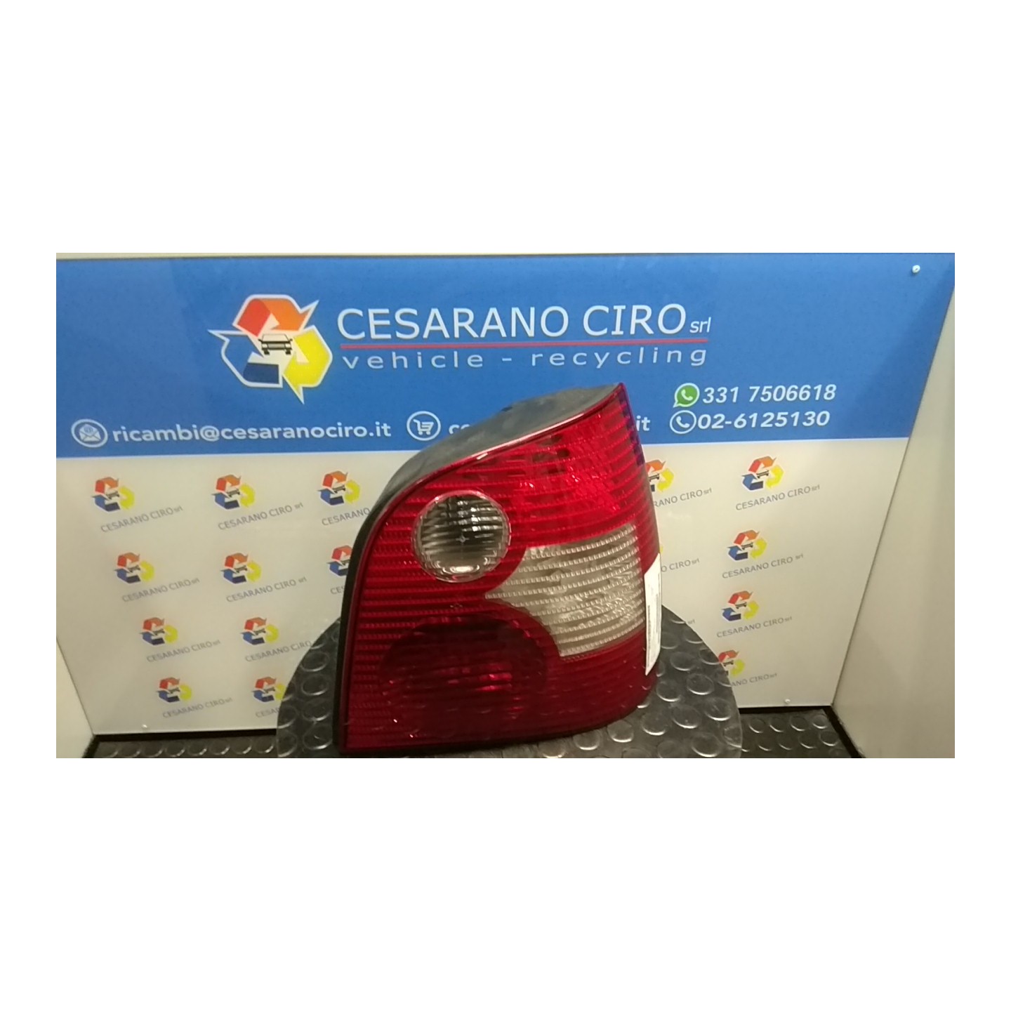 FANALE POST. DX. 144 VOLKSWAGEN POLO (9N) (10/01-03/05) AZQ 6Q6945096Q