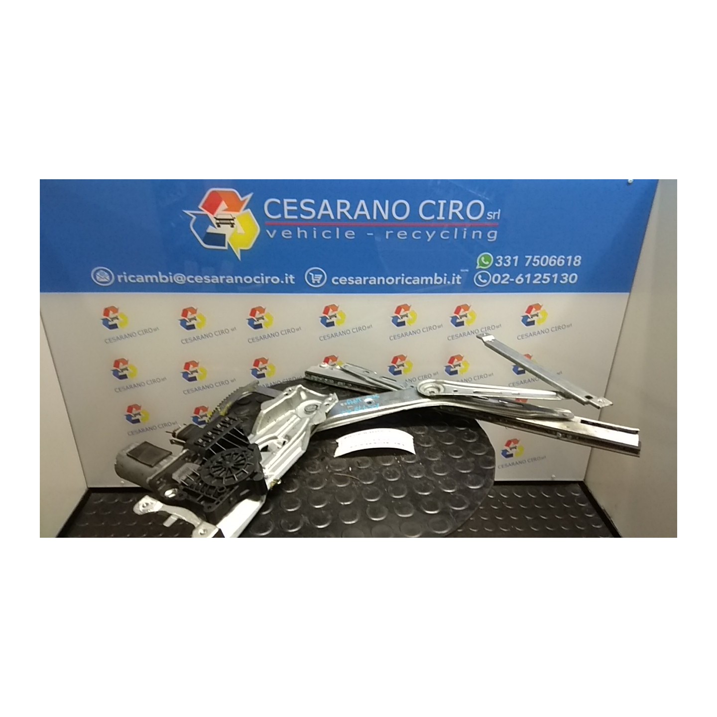 ALZACRISTALLO ELETTR. PORTA ANT. SX. 035 OPEL ZAFIRA (A05) (06/05-) Z18XER 93184842
