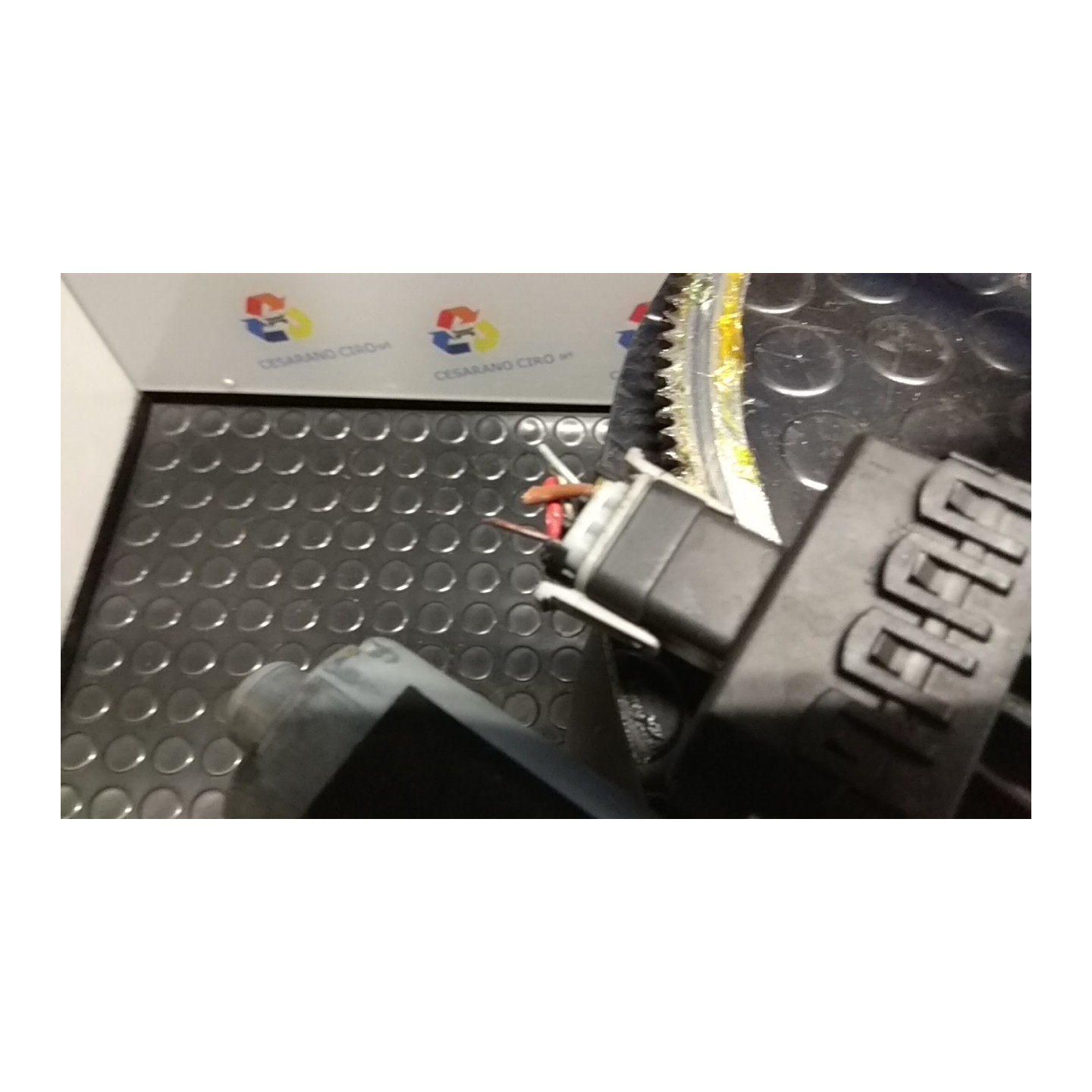 ALZACRISTALLO ELETTR. PORTA ANT. SX. 035 OPEL ZAFIRA (A05) (06/05-) Z18XER 93184842
