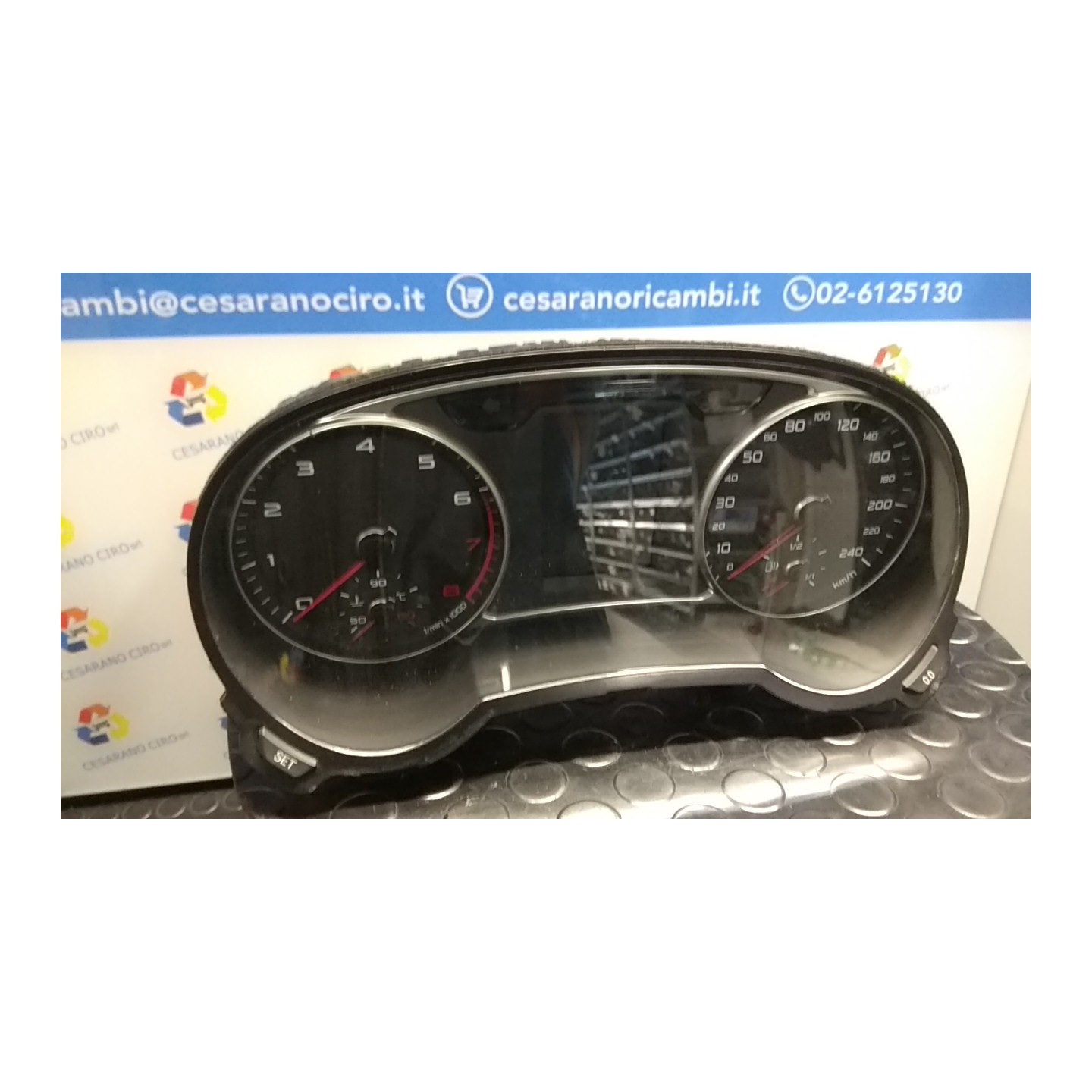 QUADRO STRUMENTI COMPL. 030 AUDI A1 (8X) (05/10-) CAX 8X0920900