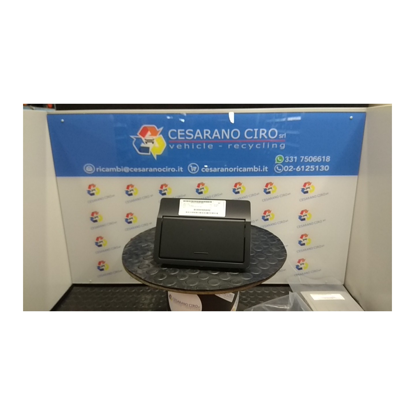 DISPLAY NAVIGATORE SATELLITARE P/RADIO HIGH 001 AUDI A1 (8X) (05/10-) CAX 8X0919604