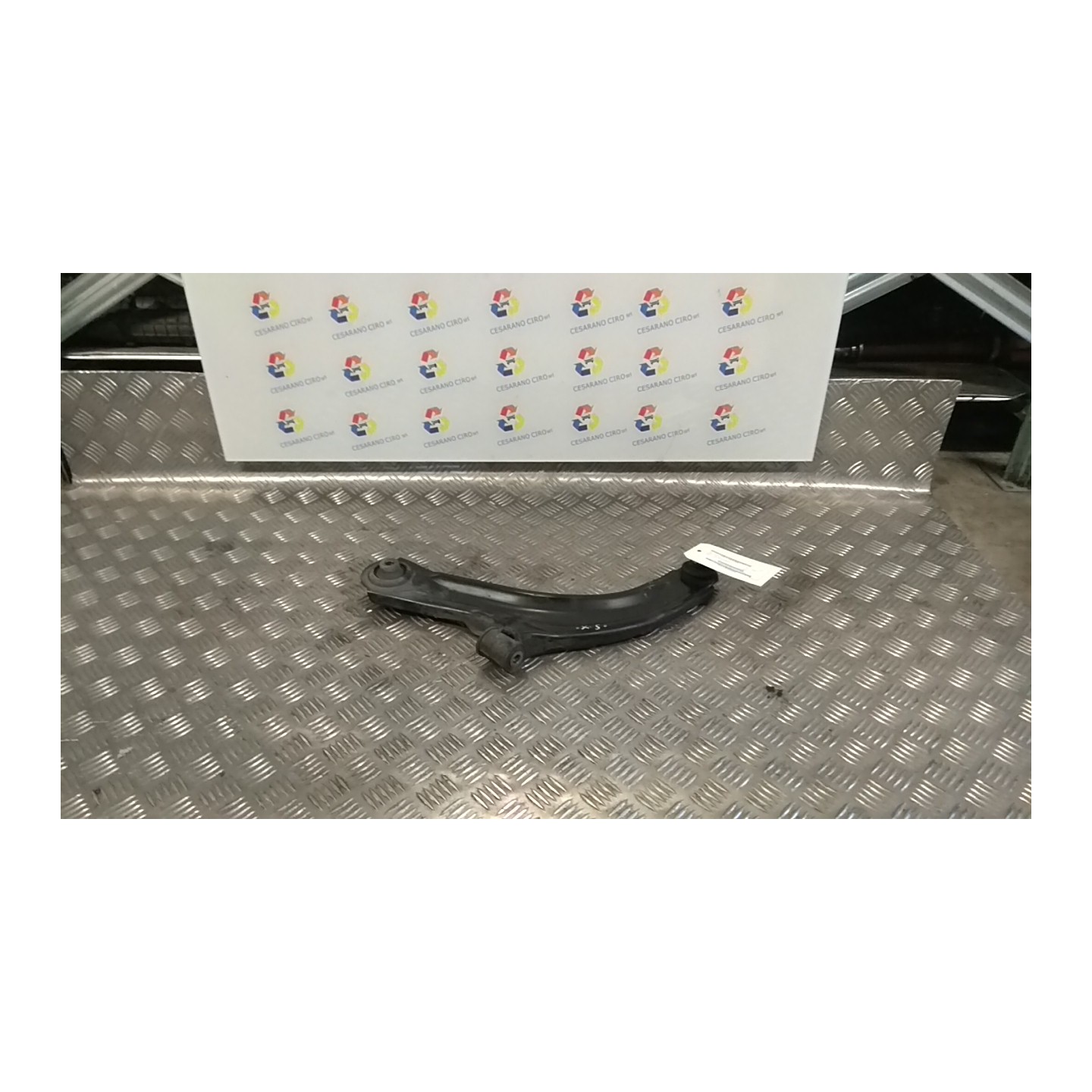 BRACCIO OSCILLANTE SOSP. ANT. SX. 032 RENAULT CLIO 3A SERIE (07/05-05/09) K4JG7 8200744091