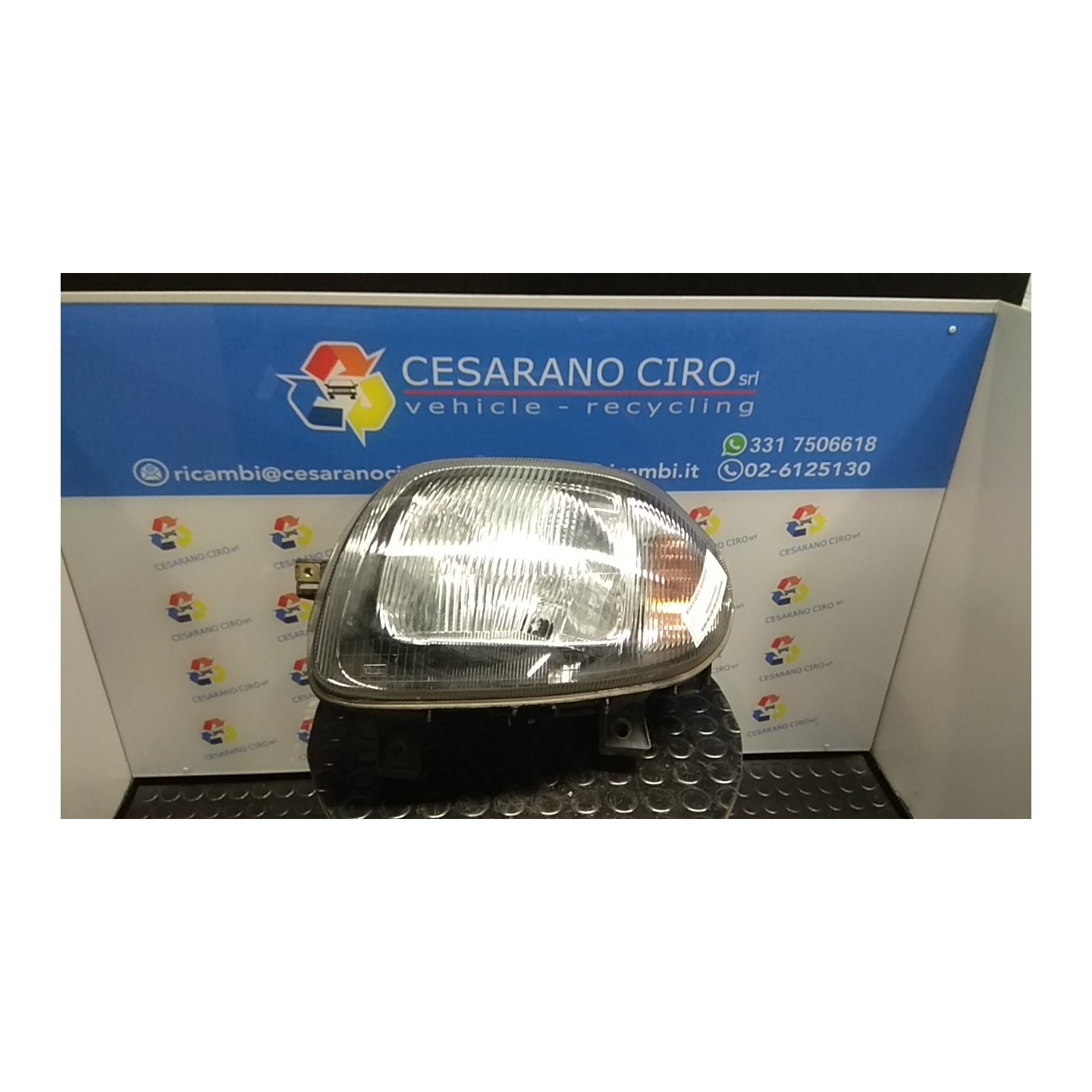PROIETTORE HELLA SX. 115 RENAULT CLIO 2A SERIE (04/98-04/01) D7FD7 7701045168