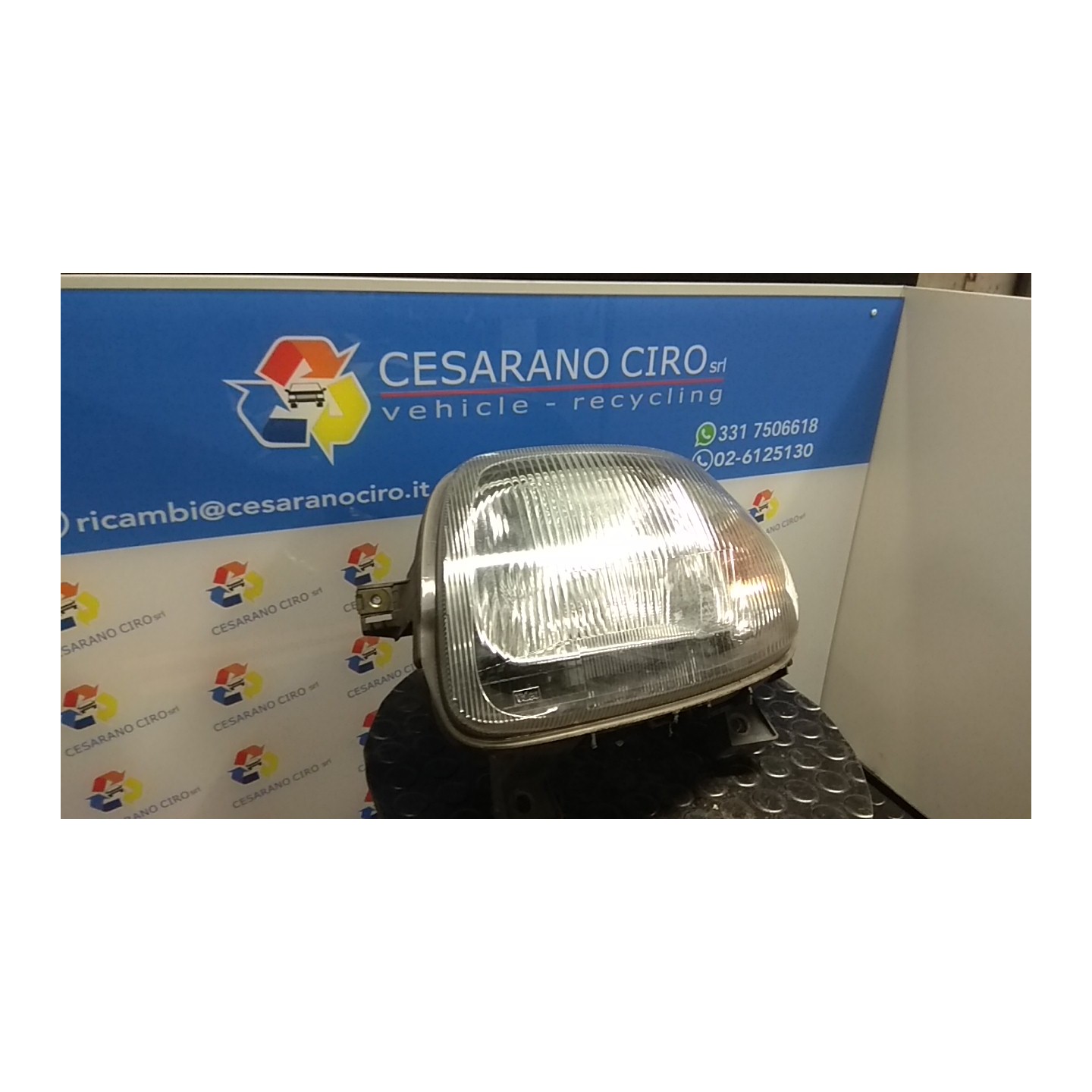 PROIETTORE HELLA SX. 115 RENAULT CLIO 2A SERIE (04/98-04/01) D7FD7 7701045168