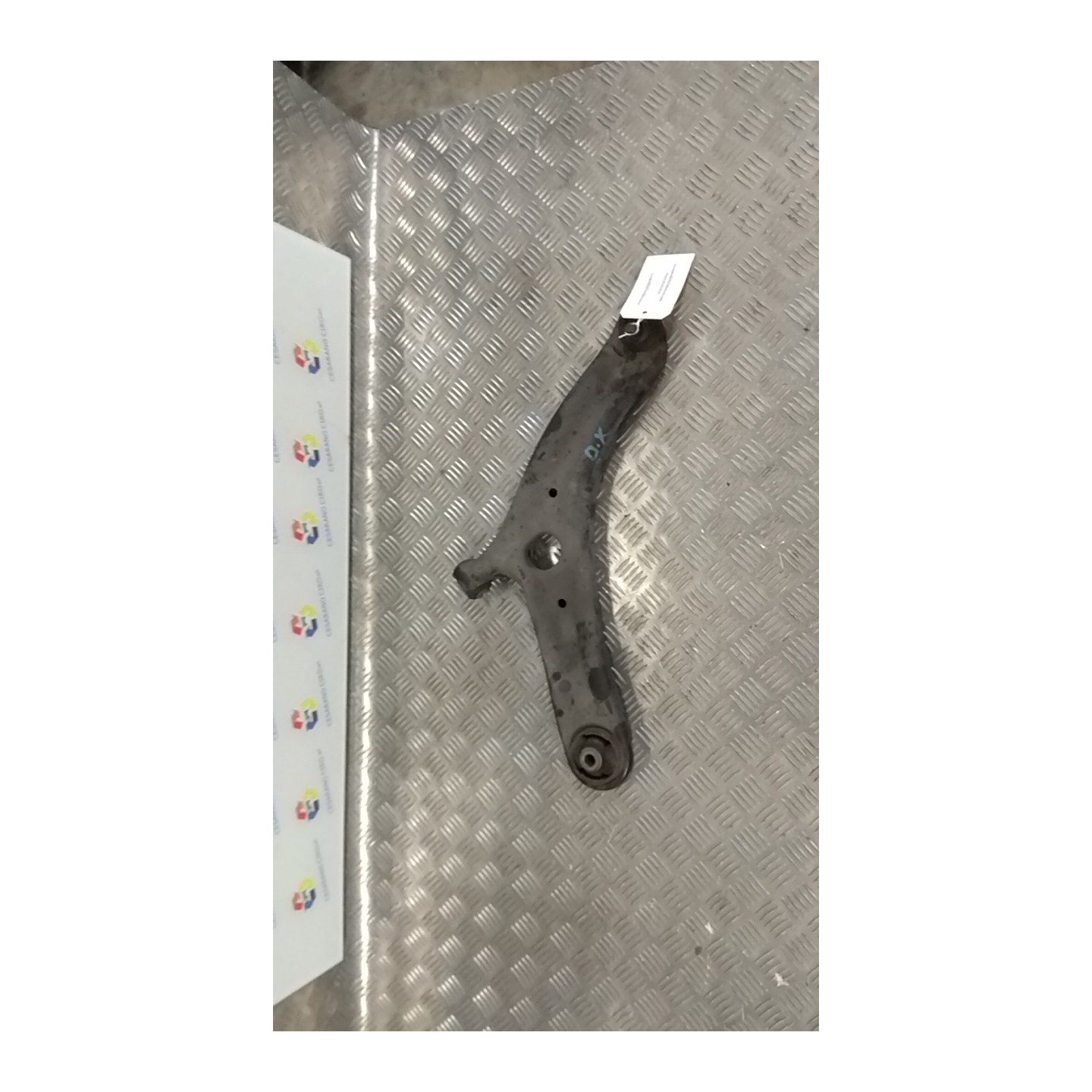 BRACCIO OSCILLANTE SOSP. ANT. DX. 036 KIA VENGA (01/10-) D4FC 545011P000