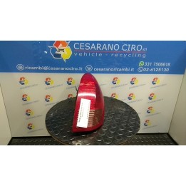 FANALE POST. PARTE EST. COMPL SX. 049 ALFA ROMEO 147 (W8) (10/04-07/11) 937A3000 46556349