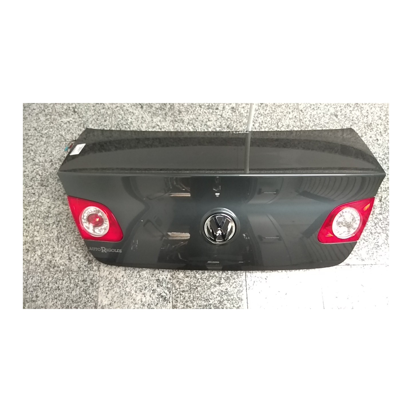 COFANO POST. 024 VOLKSWAGEN PASSAT (3C) (02/05-12/10) CBA 3C5827025H