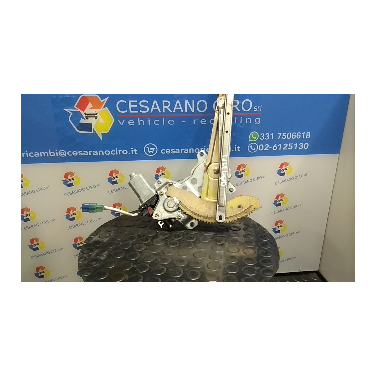 ALZACRISTALLO PORTA ANT. SX. 086 DAIHATSU TERIOS 1A SERIE (09/97-10/06) K3 6980287401000