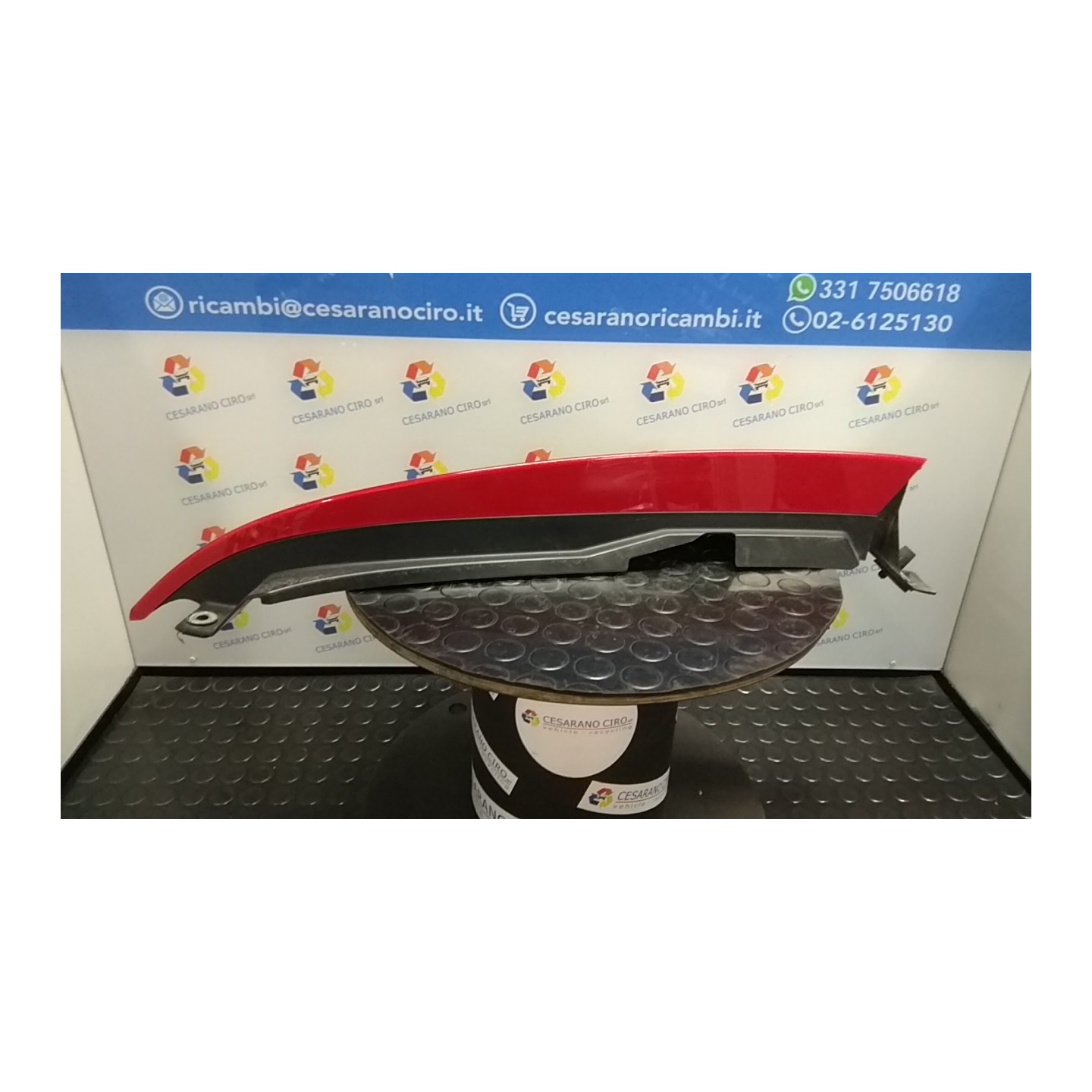 FANALE POST. PARTE SUP. DX. 104 VOLVO XC90 (08/02-) D5244T4 30678221